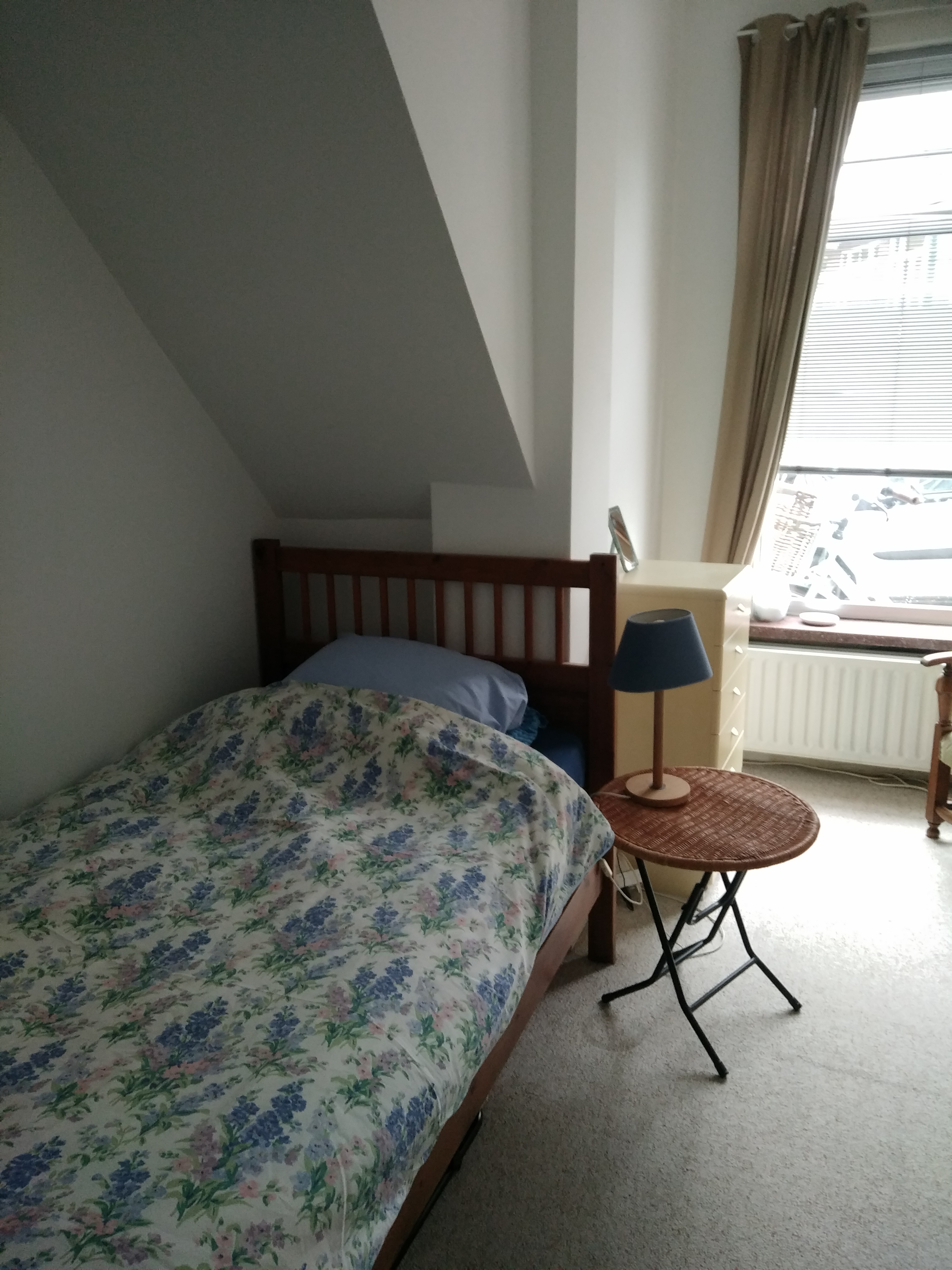 Single room in cosy house. — The Hague stay