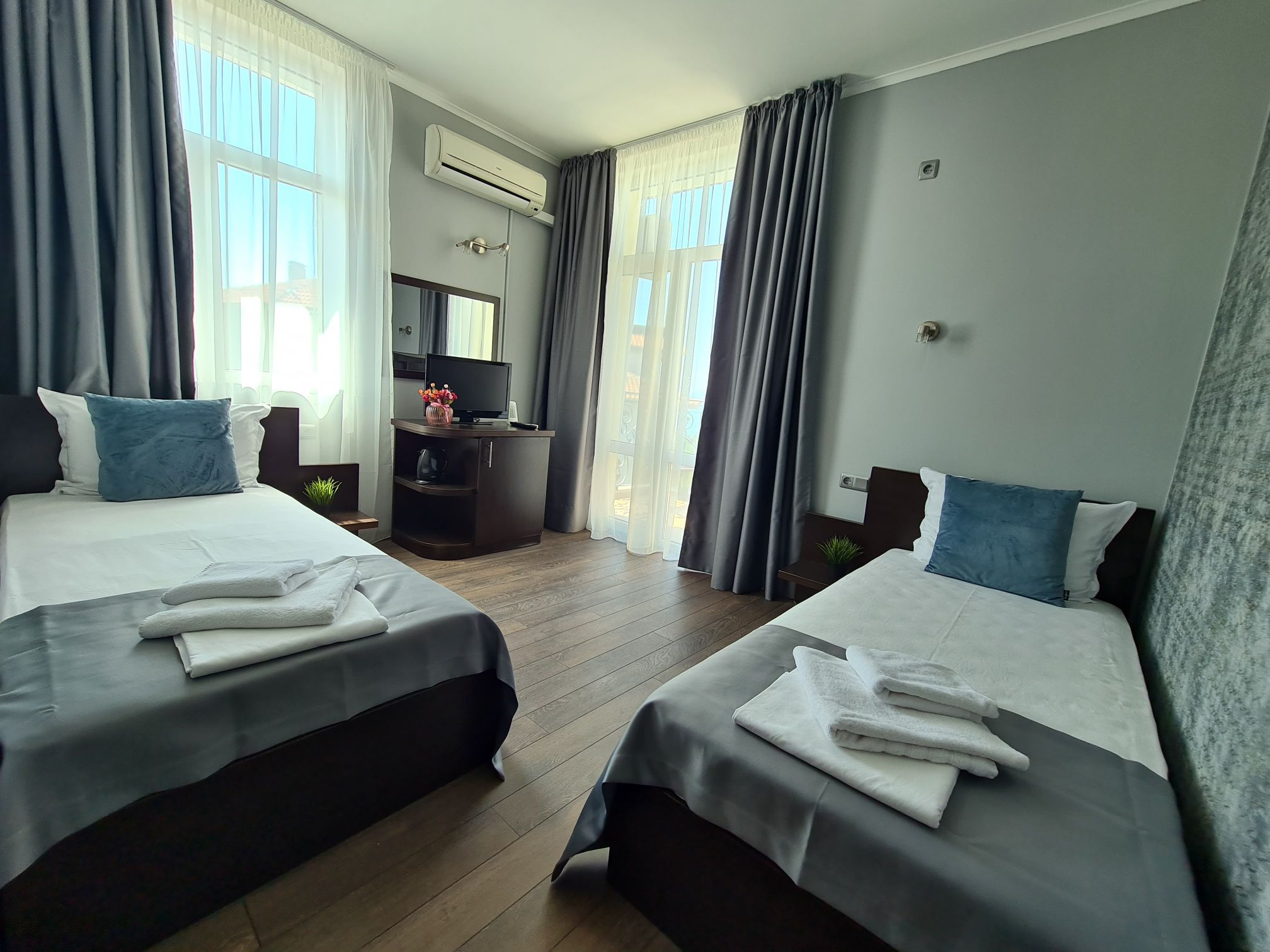 Room with sea view in Pomorie