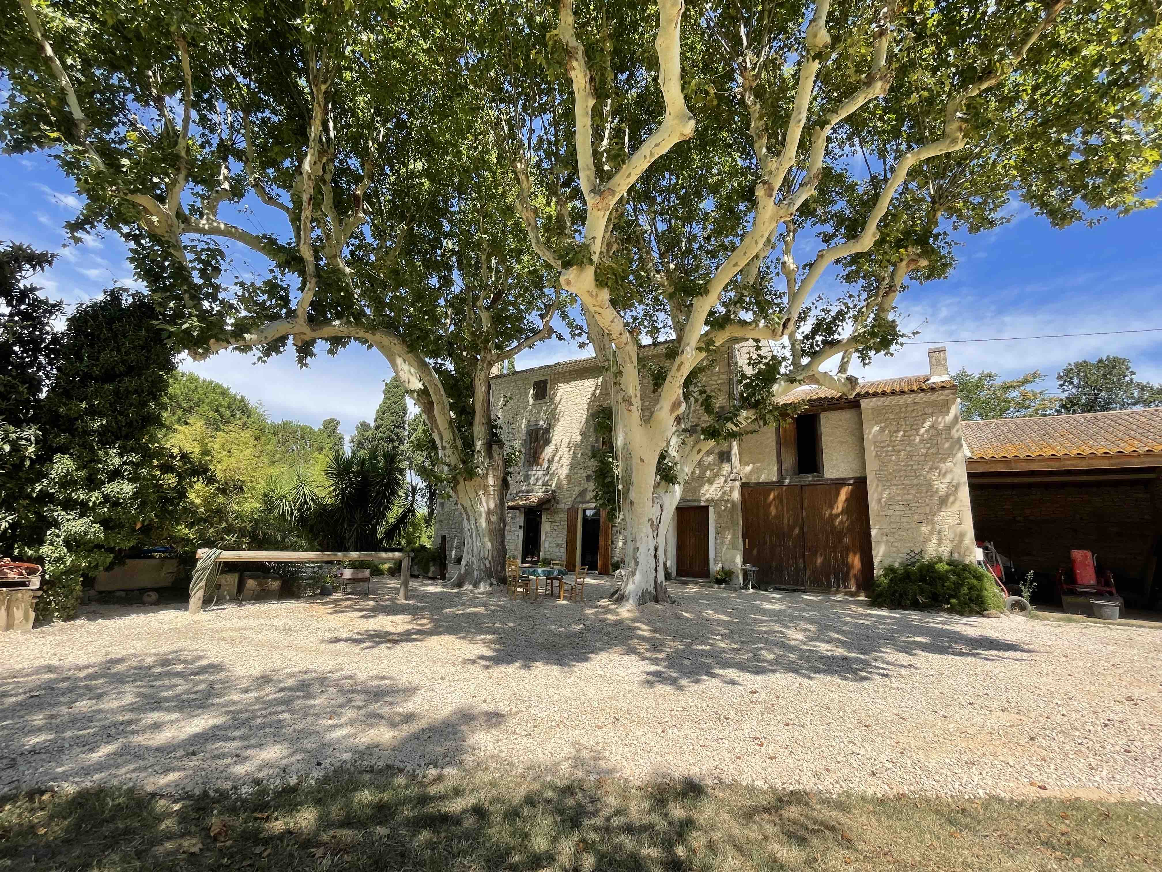 But Provencal Alpilles Camargue