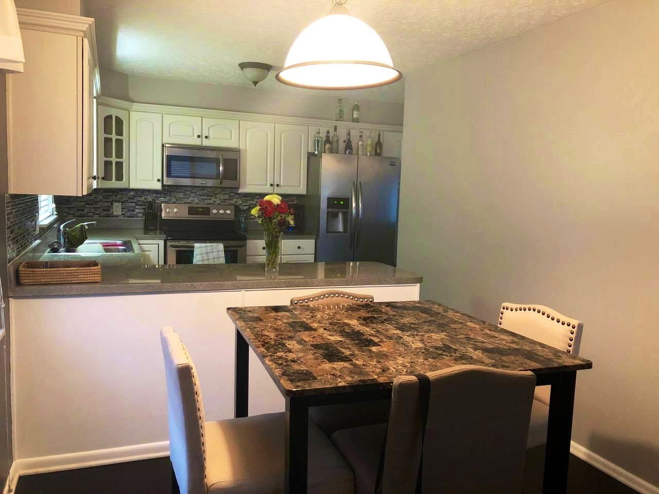 Grove City Private Room for Two! in Westland, Columbus