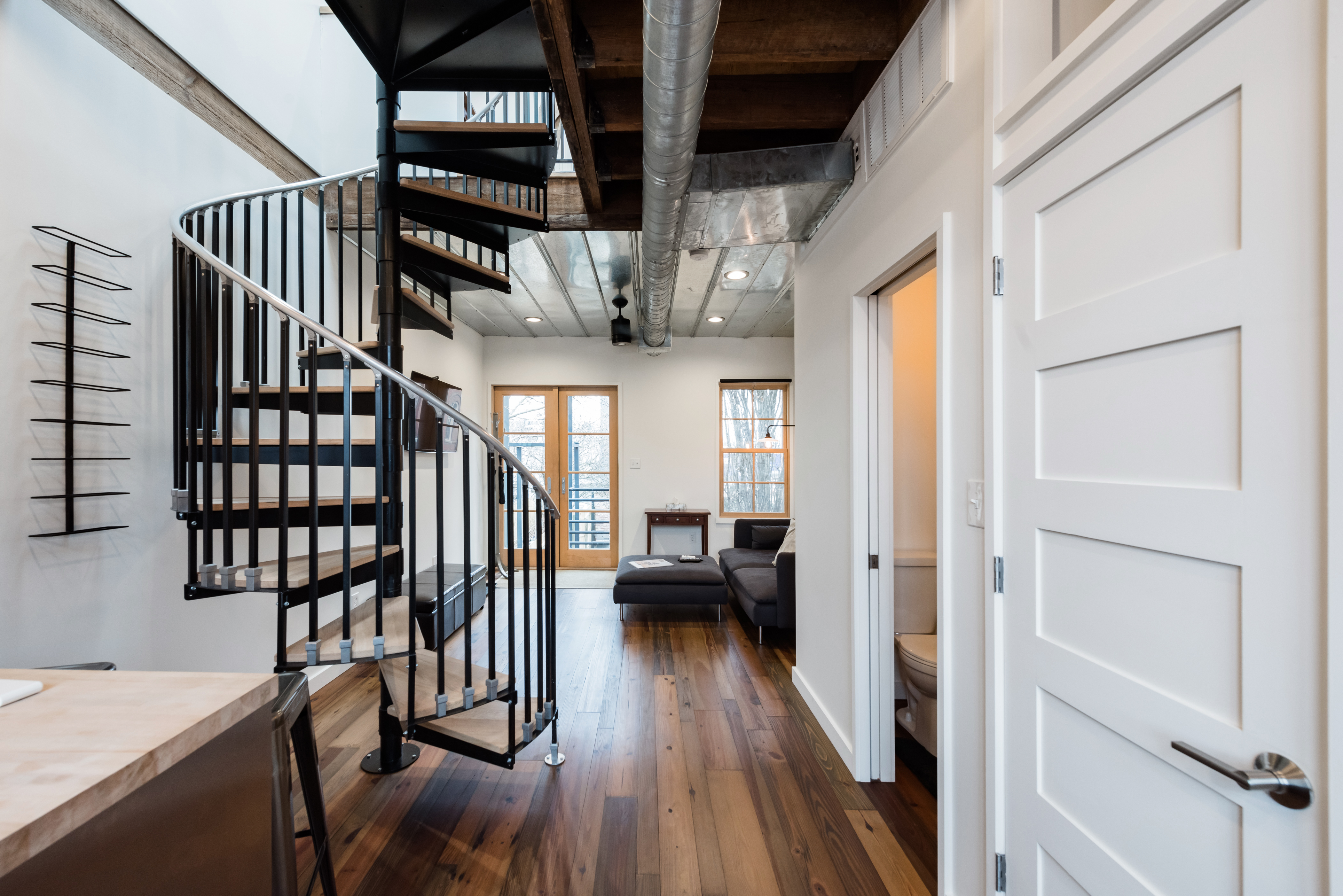 Modern Carriage House in Capitol Hill in Capitol Hill, Lincoln Park, Washington Dc