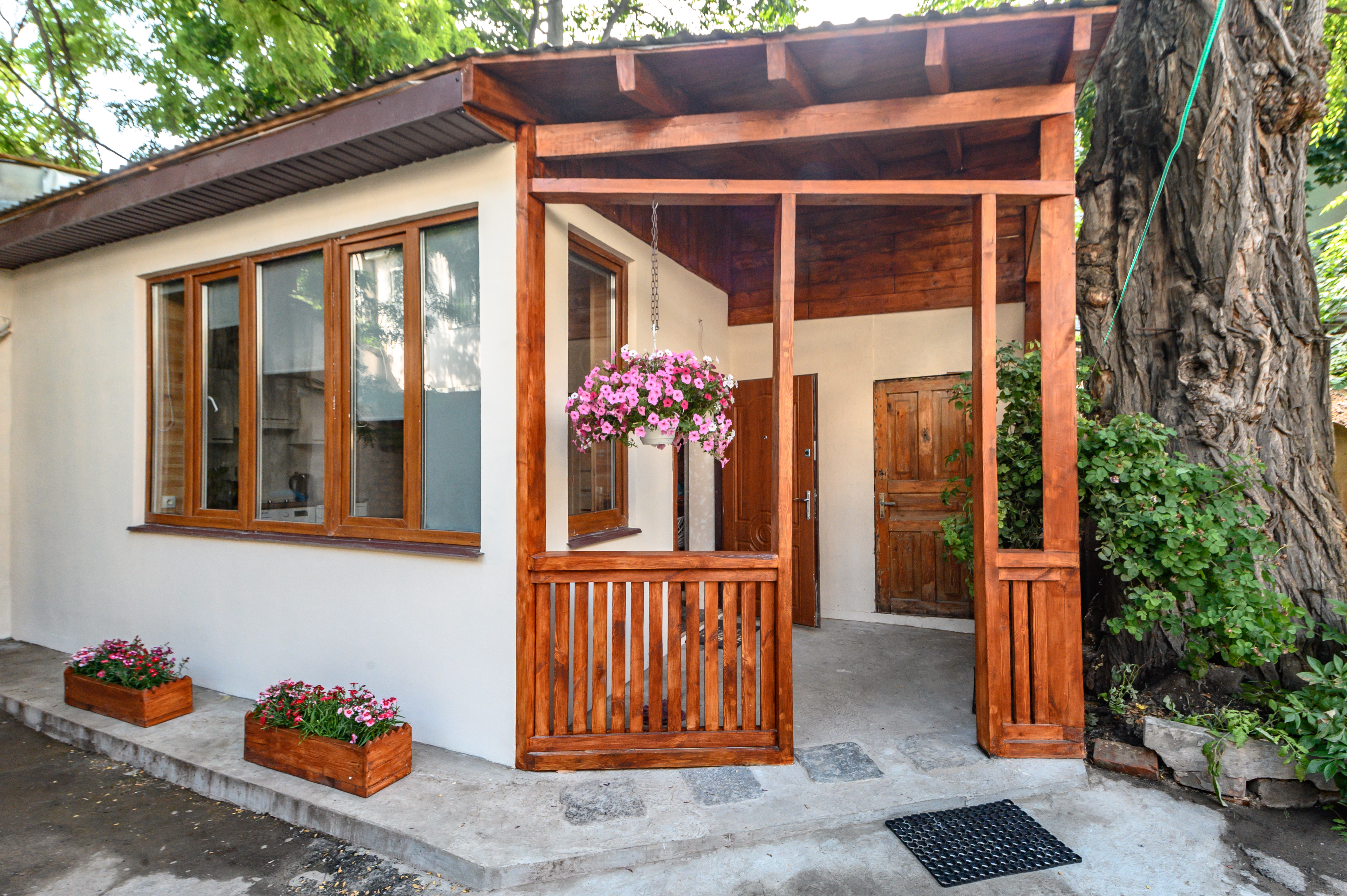 Private House in the heart of the city! 0430