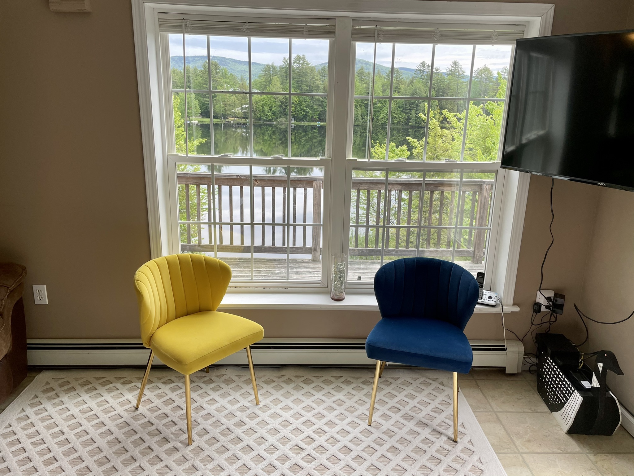 Lakefront Peaceful Getaway in Mountain Lakes Houses for Rent in