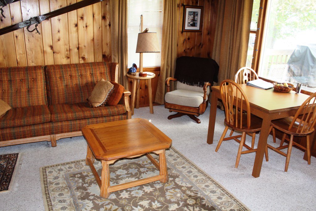 Quietwater CottageOn the Water, Nature, Scenic! Houses for Rent in