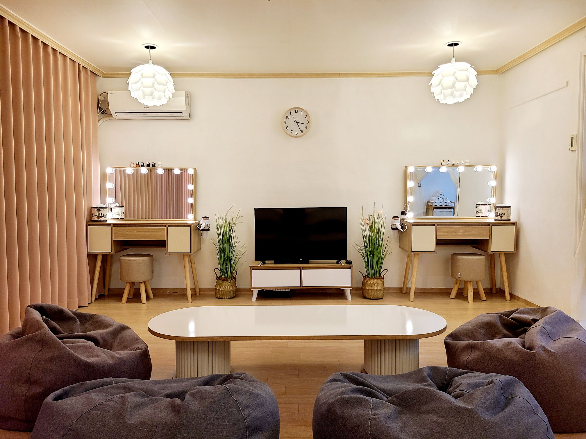 [Sokcho-Dal] < Event/consecutive nights > Express Terminal 10 minutes on foot. Location satisfaction.
Right in front of Sokcho Beach - cooking available