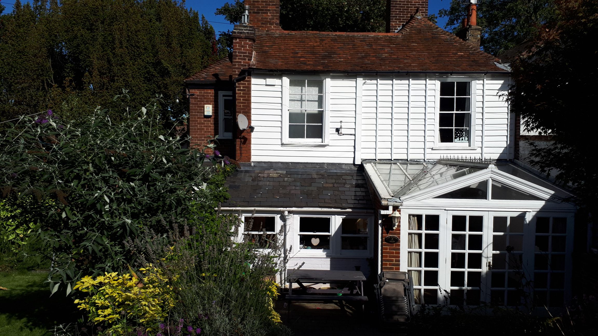 Spacious Canterbury family home w garden & parking Houses for Rent in