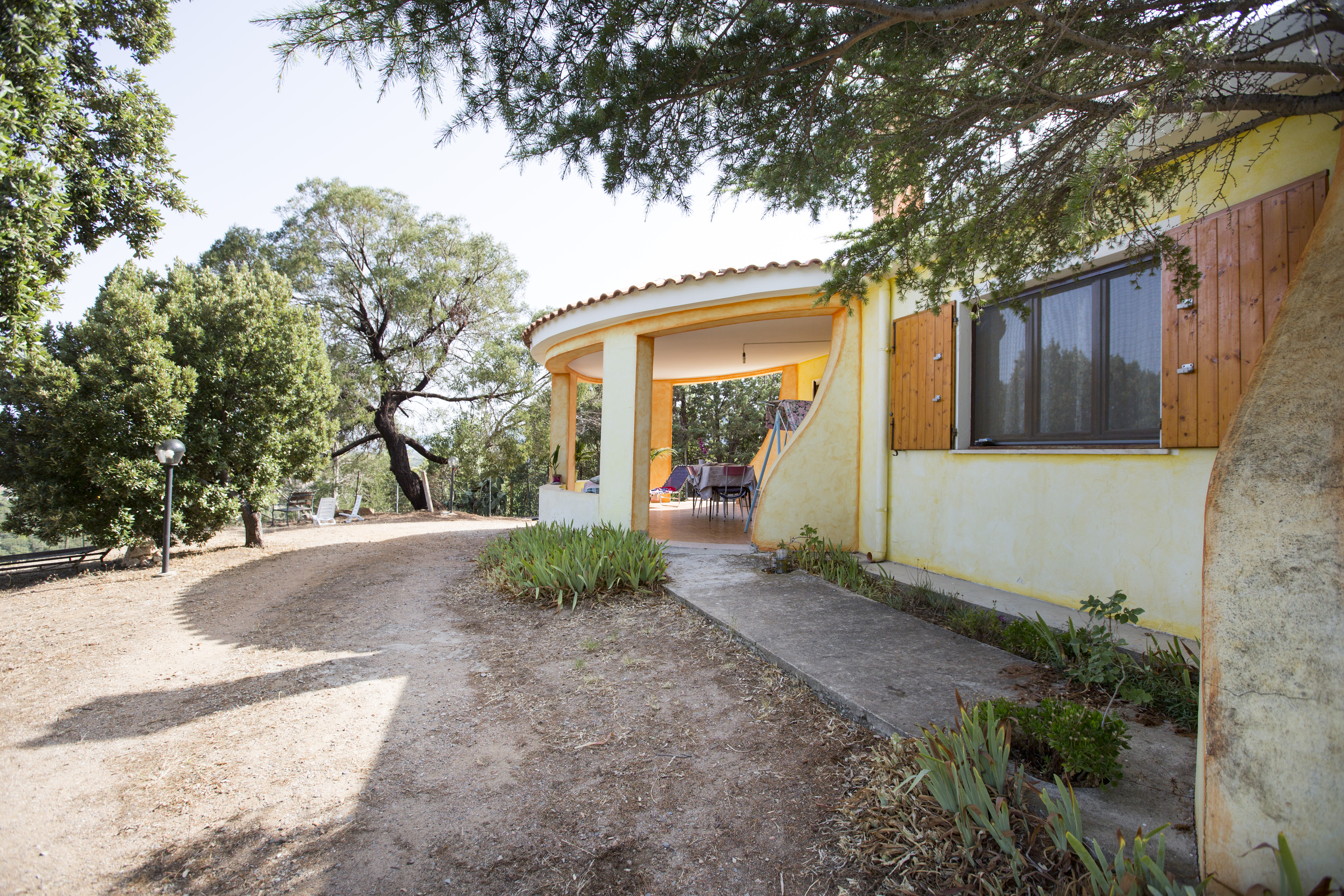 Sea view villa surrounded by greenery in Sardinia