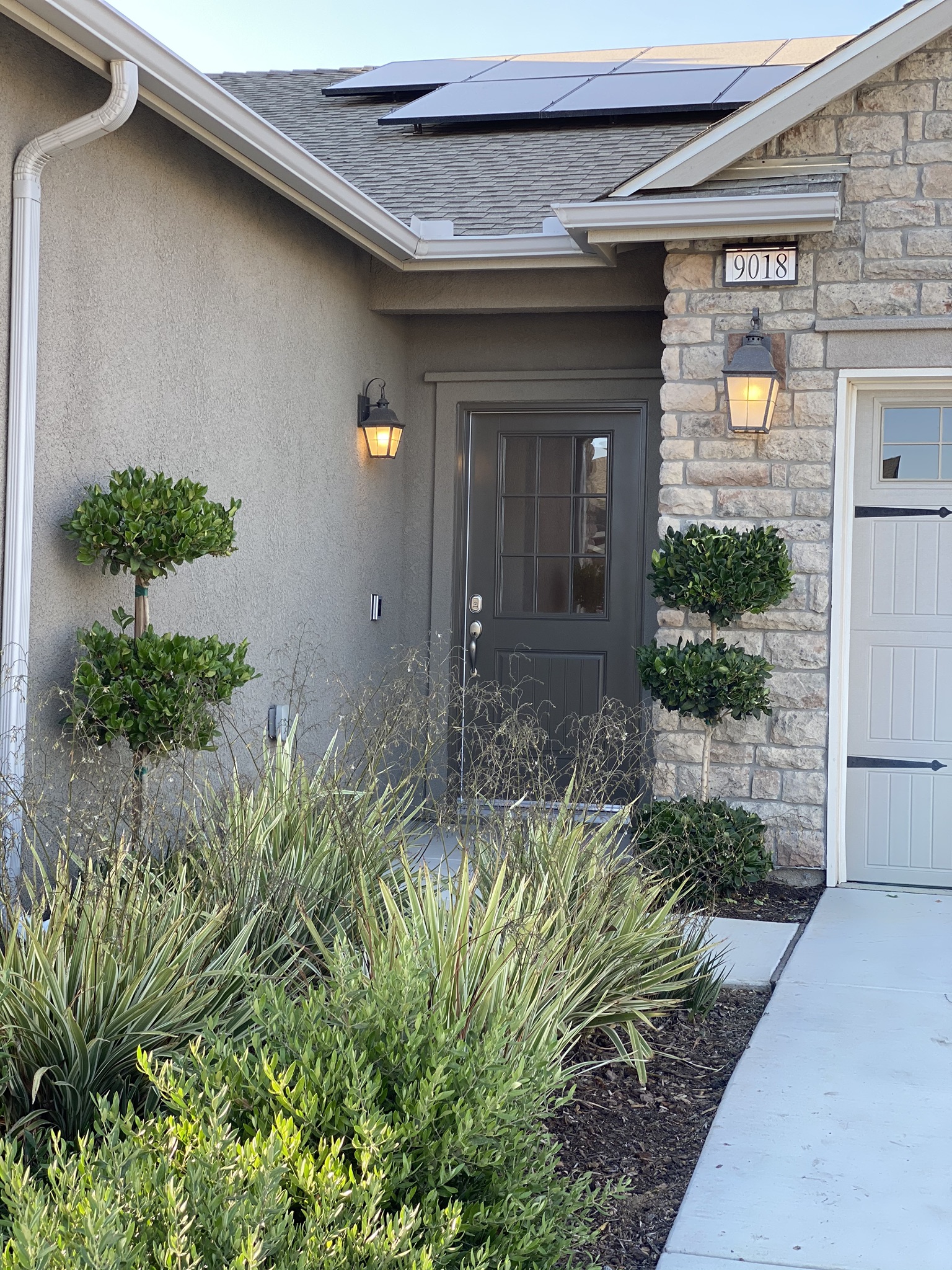 NEW MODEL HOME NEAR BFL AIRPORT Houses for Rent in Shafter, California, United States