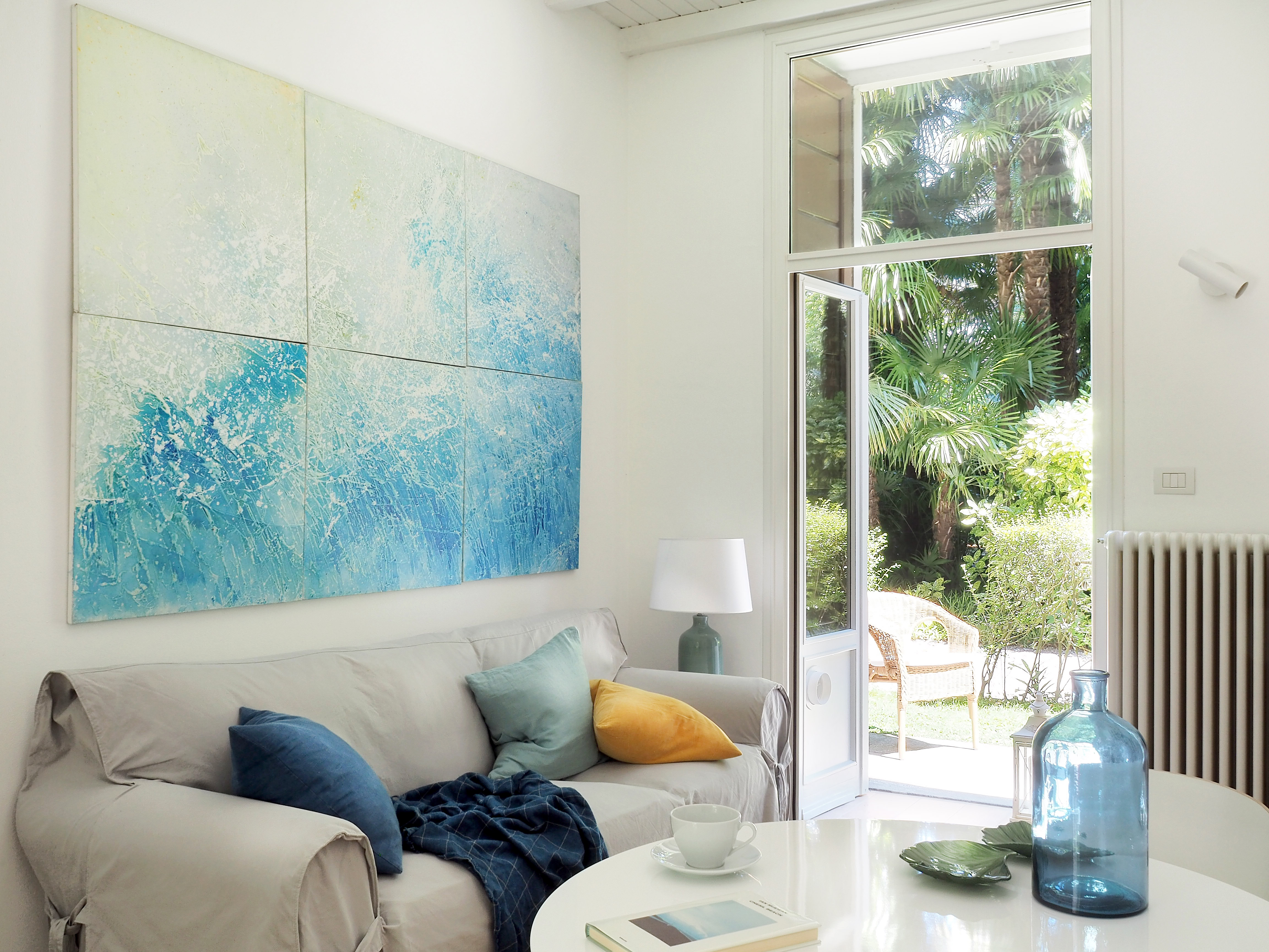 Bambusae: one-bedroom apartment in lakeside villa