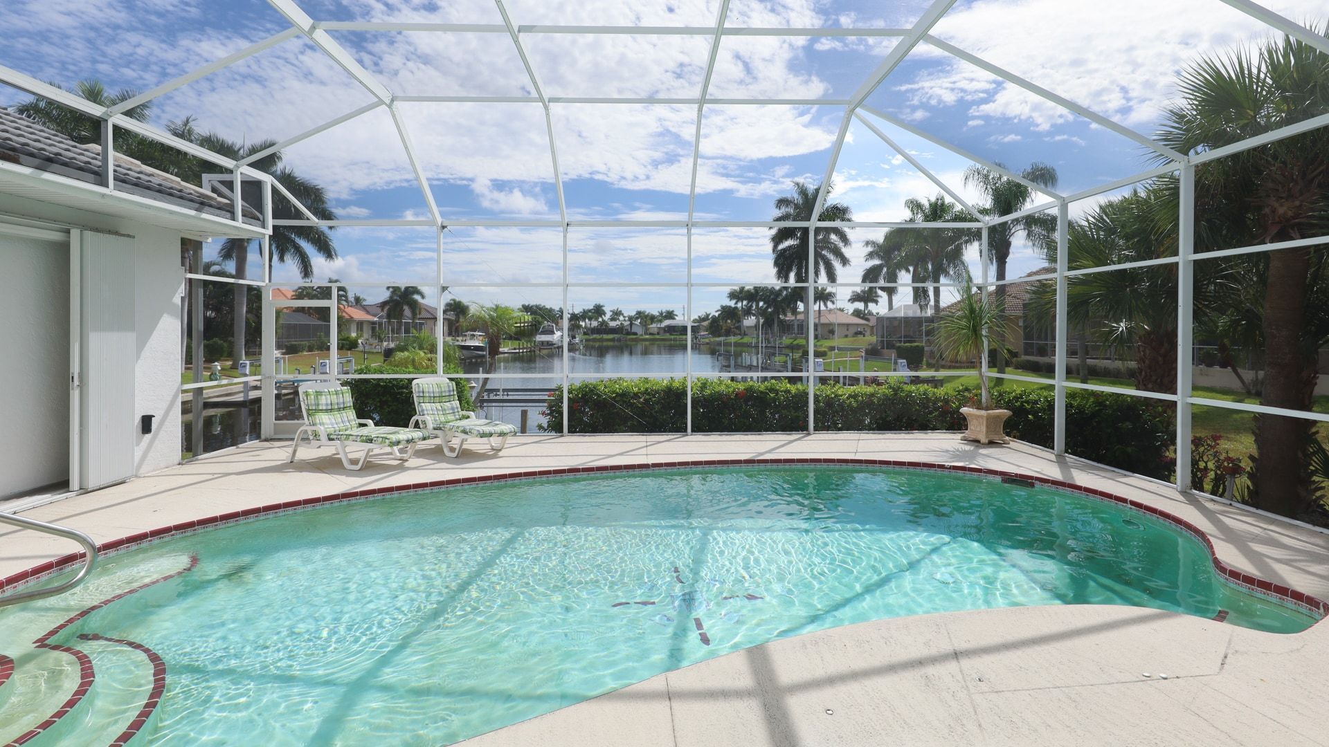 Paolas Paradise in Punta Gorda canal, private pool - Houses for Rent in