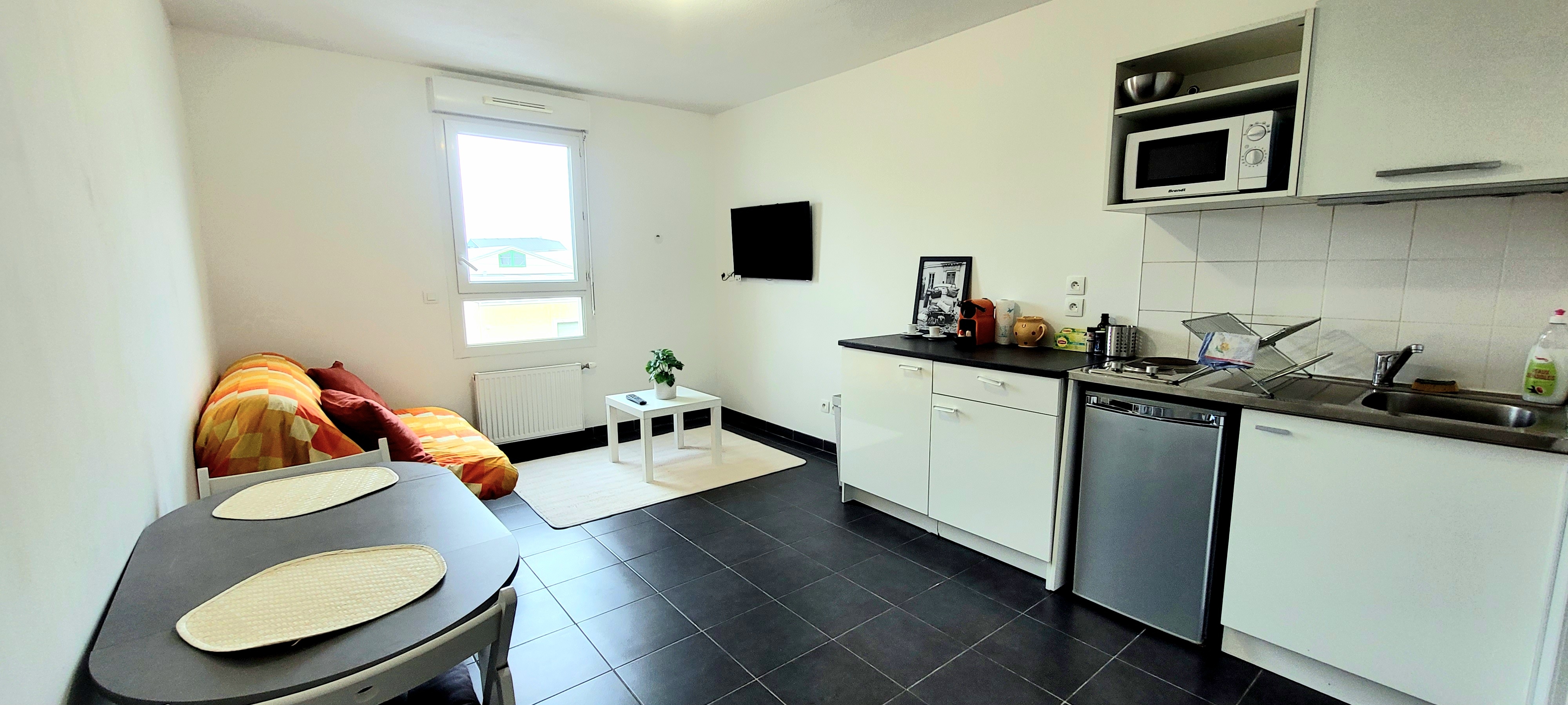 Maria's cocoon - quiet, equipped, functional