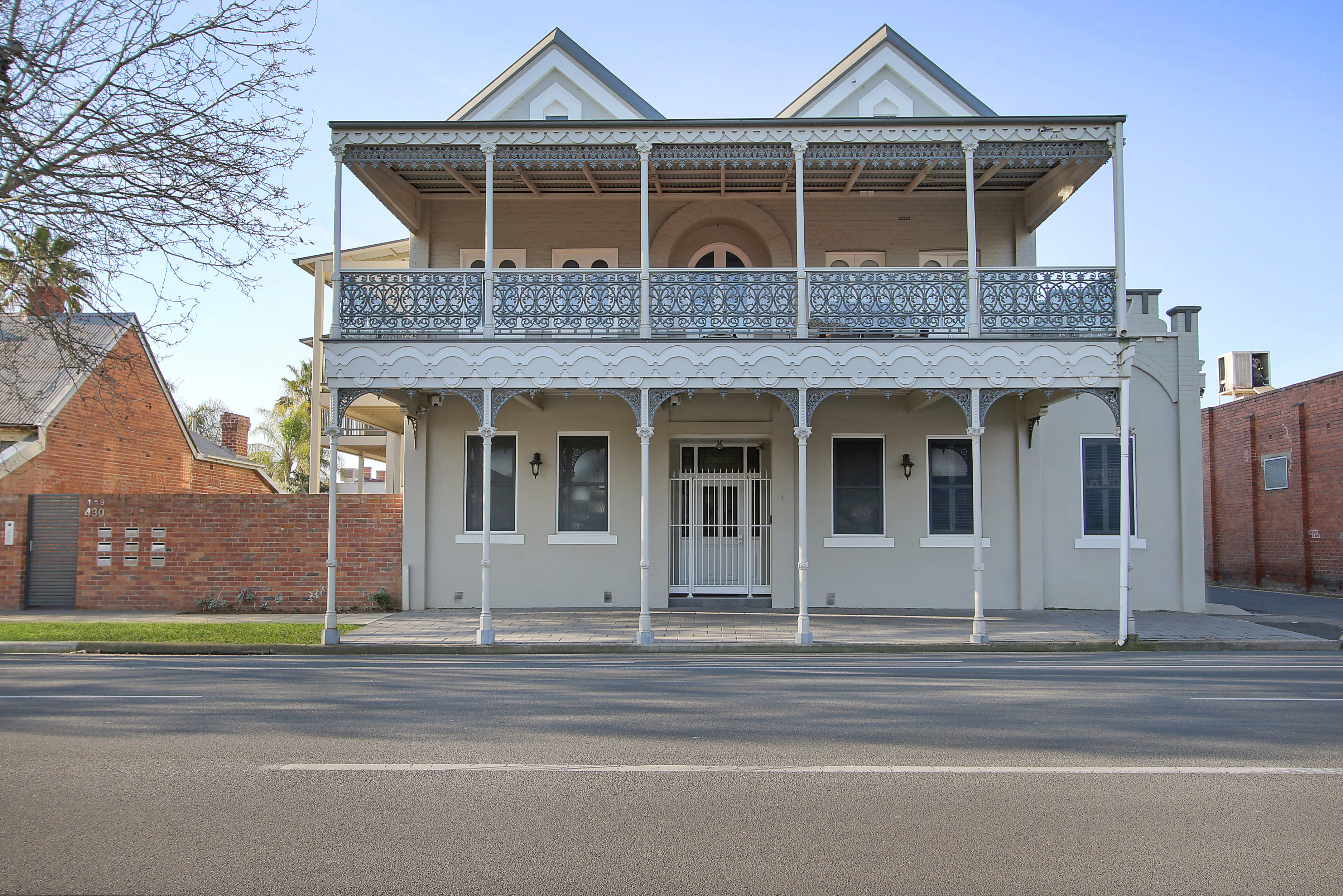 Waterstreet 2 Bedroom + 2 Bathrooms