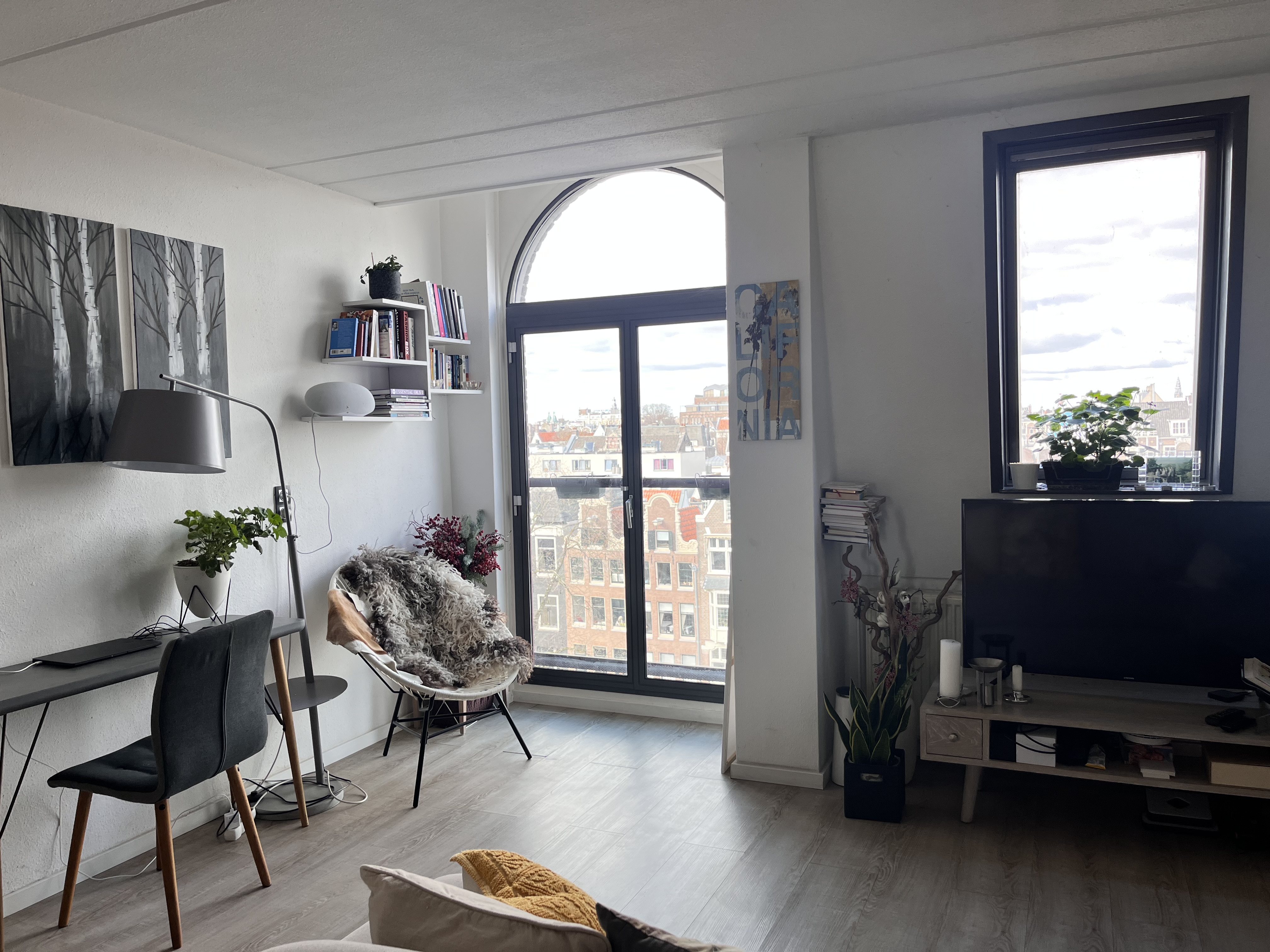 Charming Apartment with Canal View — Amsterdam stay