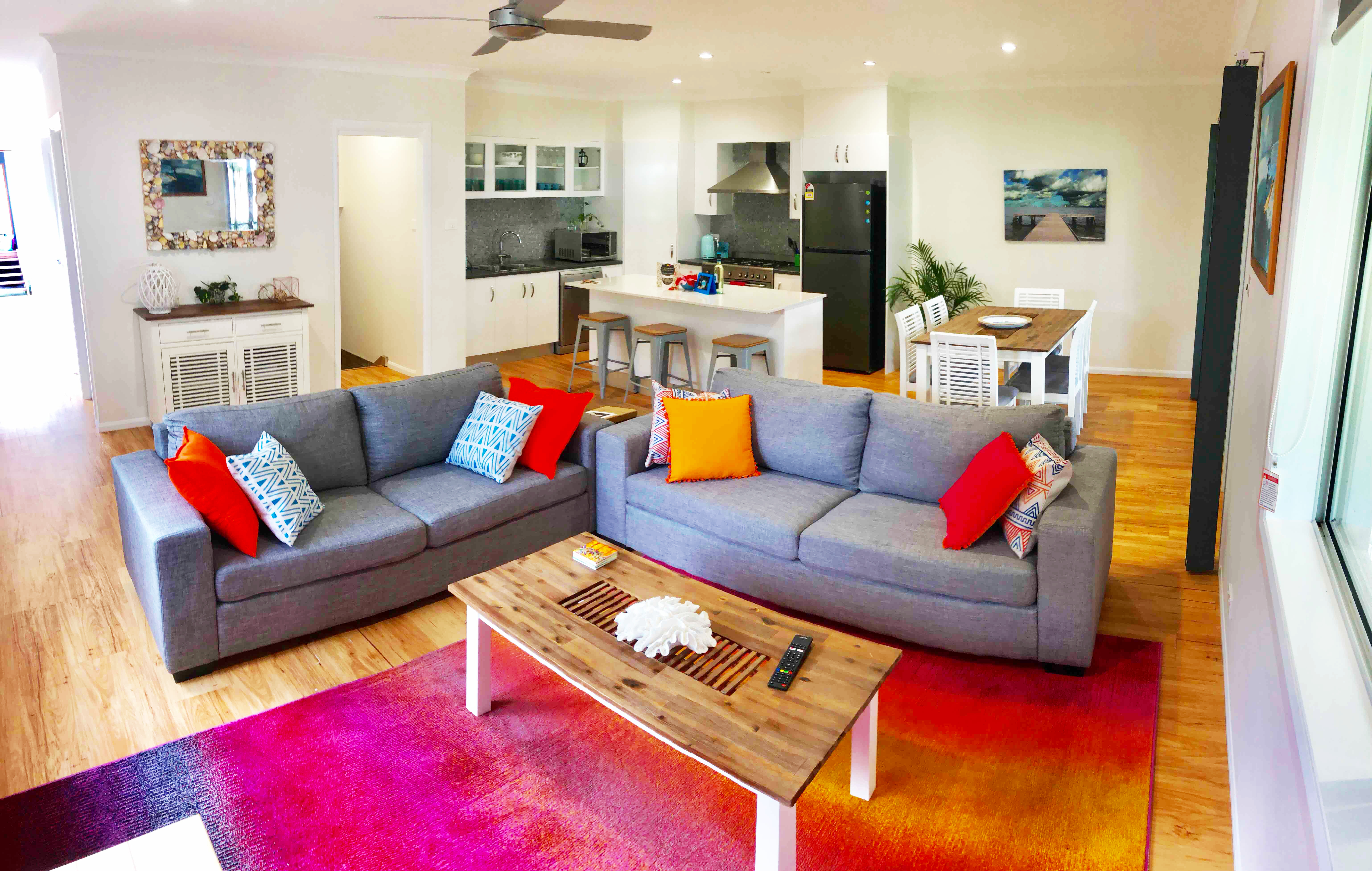 ★ LUXE retreat! Spacious, central, NEW everything★
