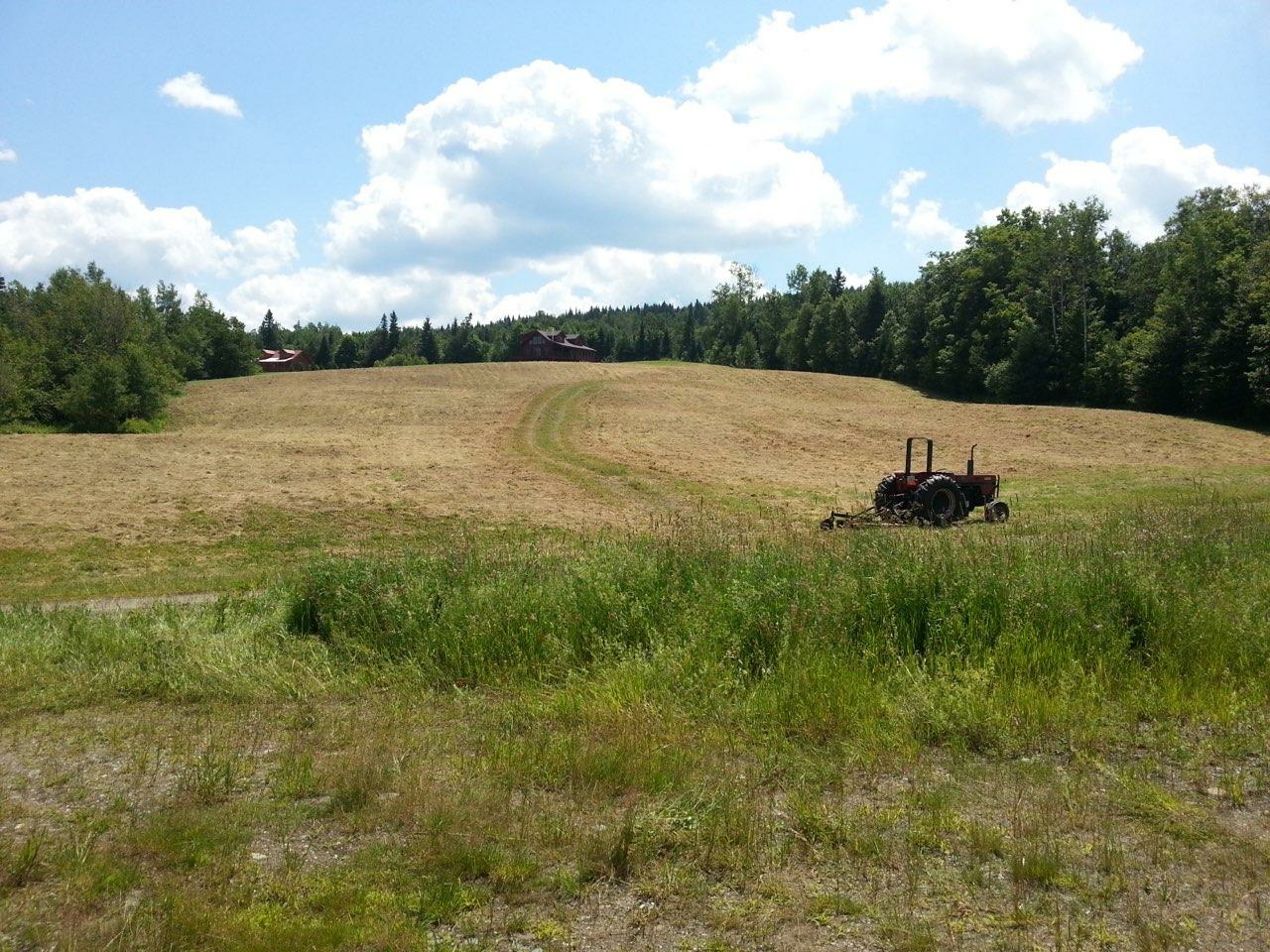 Mountain Views, Snowmobiling/ATV trail Houses for Rent in Colebrook