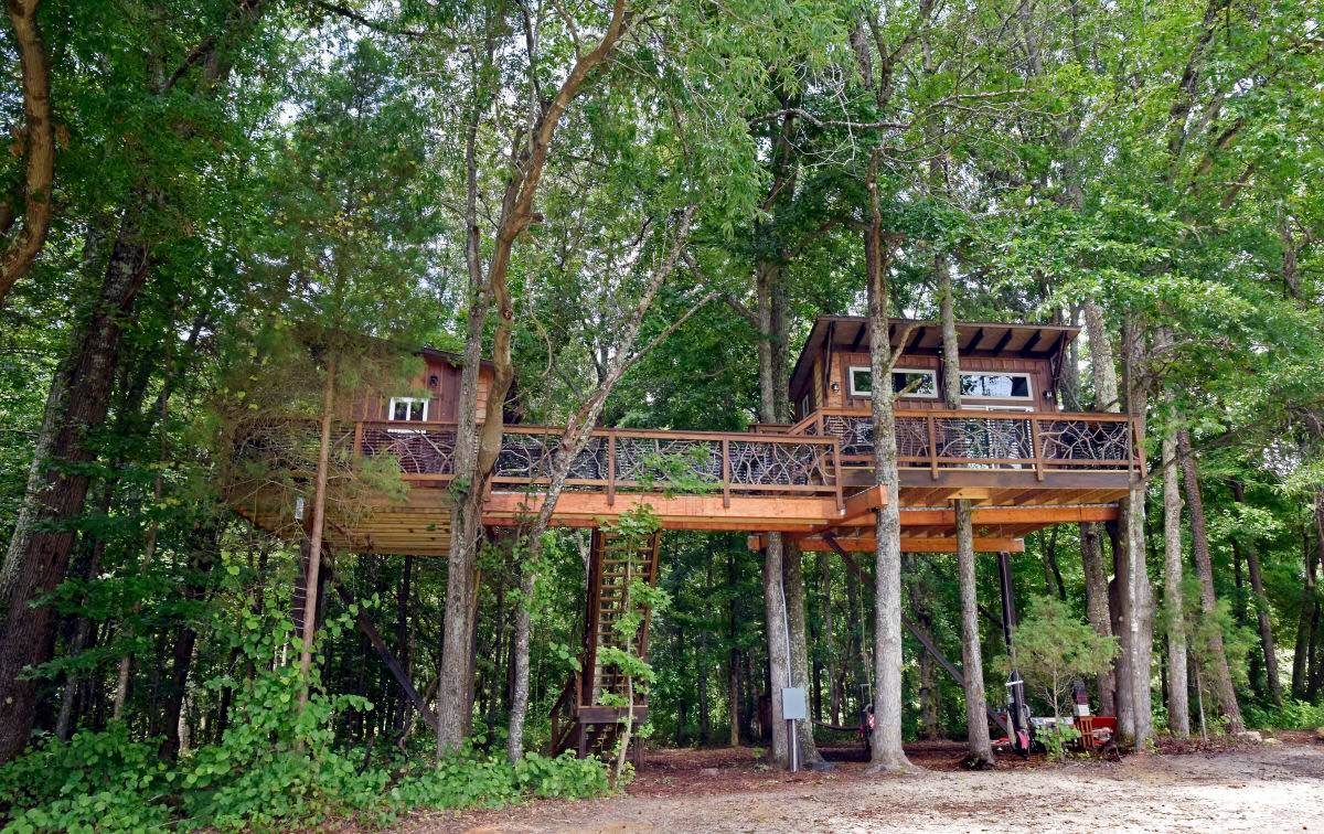 Cherry Treesort "Big Nick" Treehouses for Rent in China Grove, North