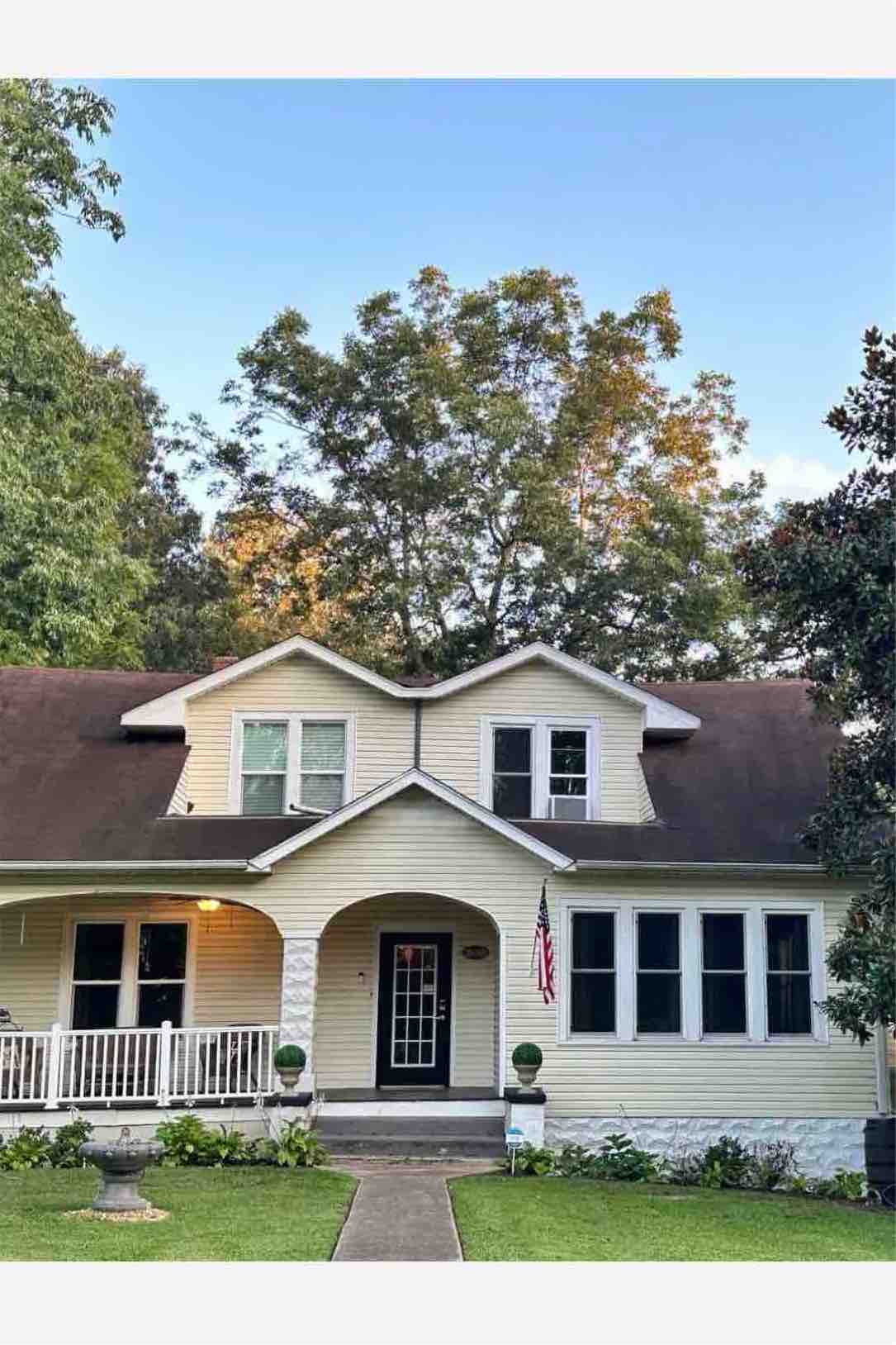 3 bedroom 3 private bath home