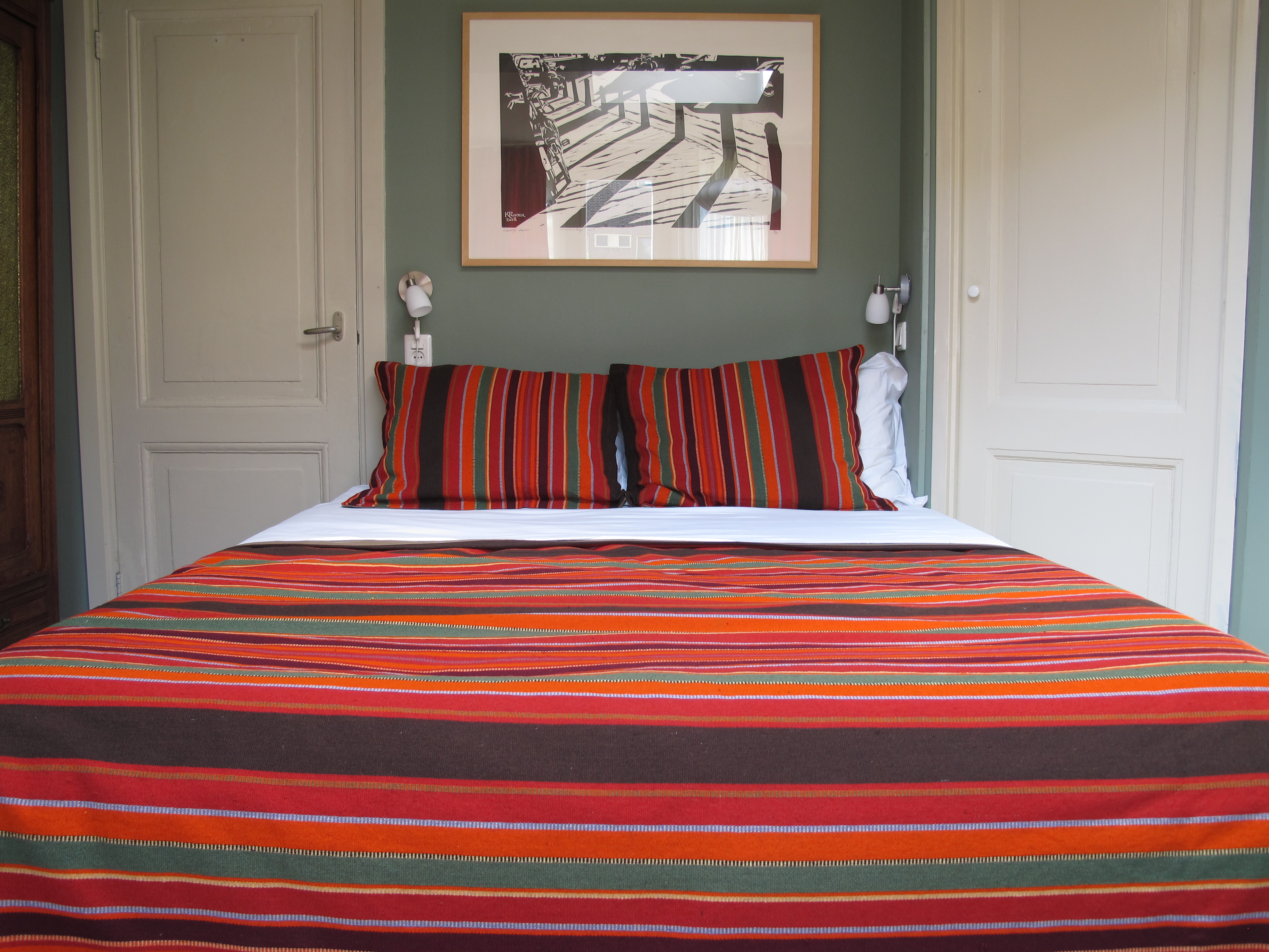 Bed at Pander, centrally located โ Amsterdam stay