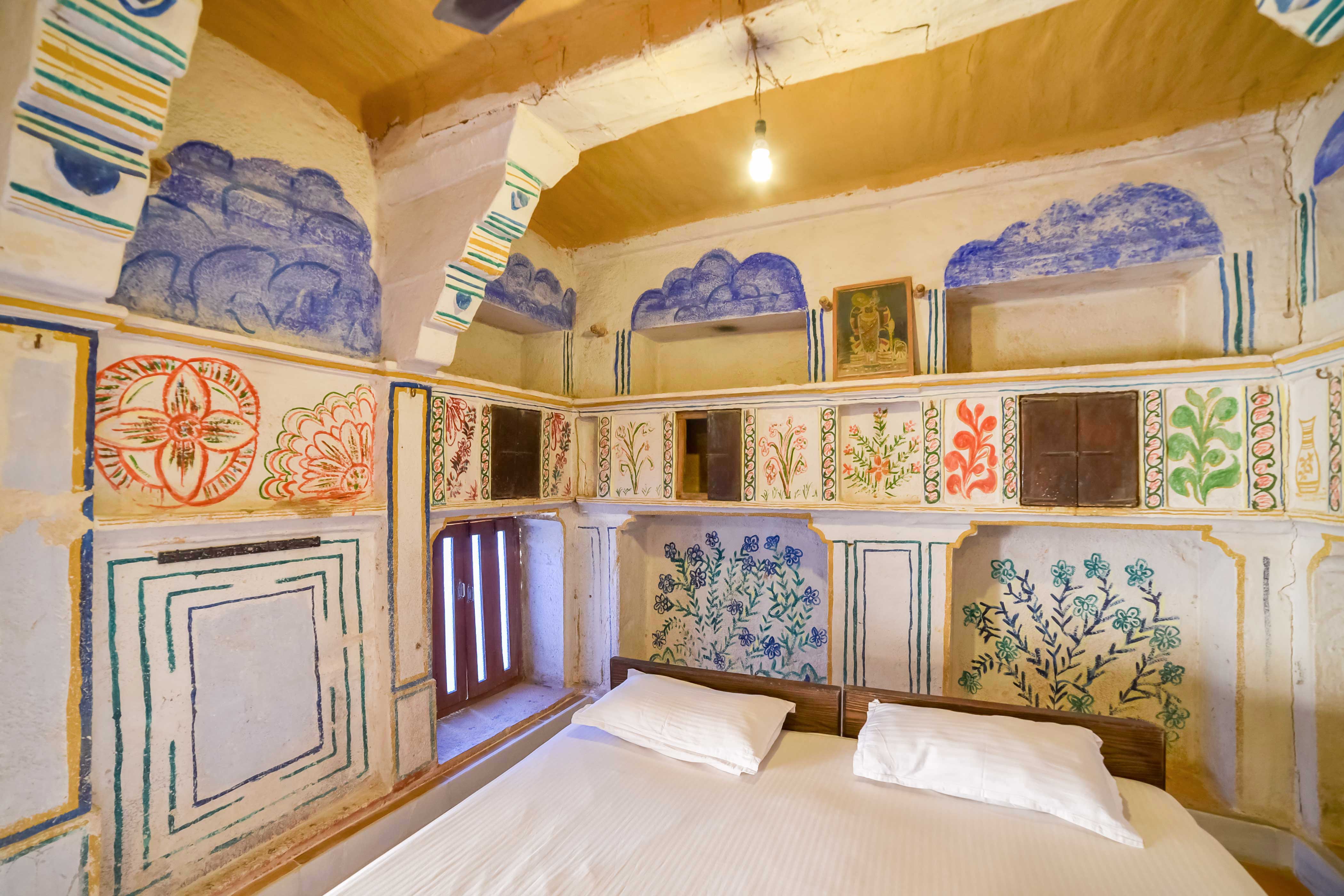 A 15th Century Stay in 'Maharani Room'!