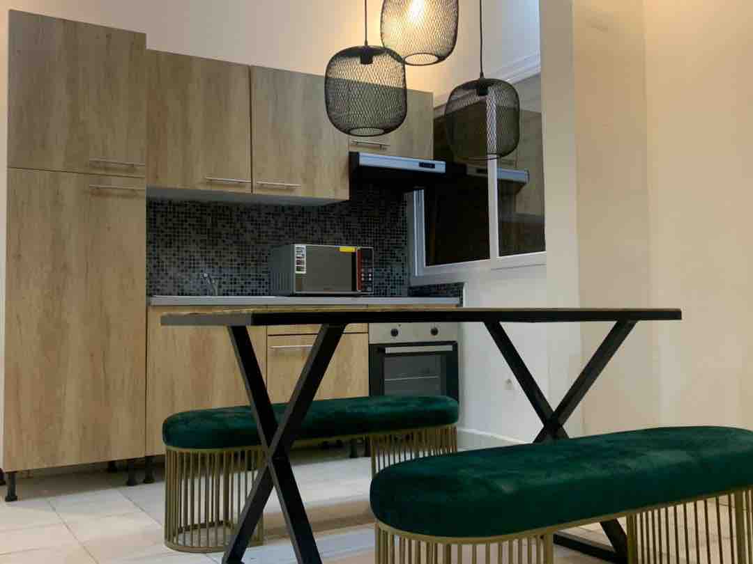 Right bank design apartments
