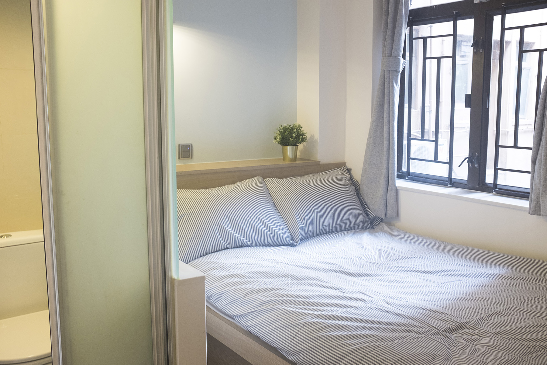 Cozy Semi Double Room 1 min to TST MTR
