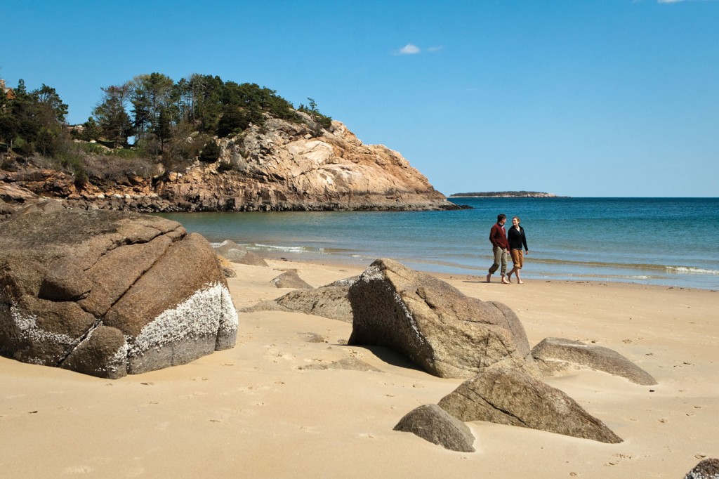 nice beach towns near boston: manchester by the sea 