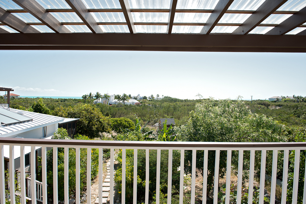 Windward Lodge - Leatherback guest house