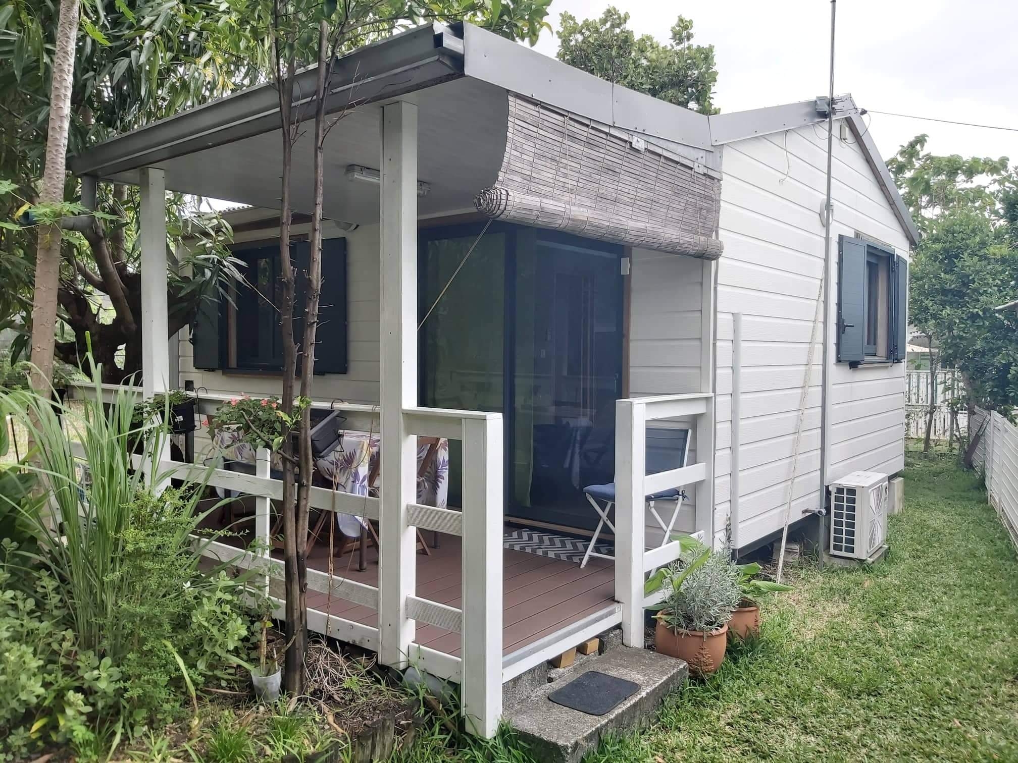 Tropical cottage near airport