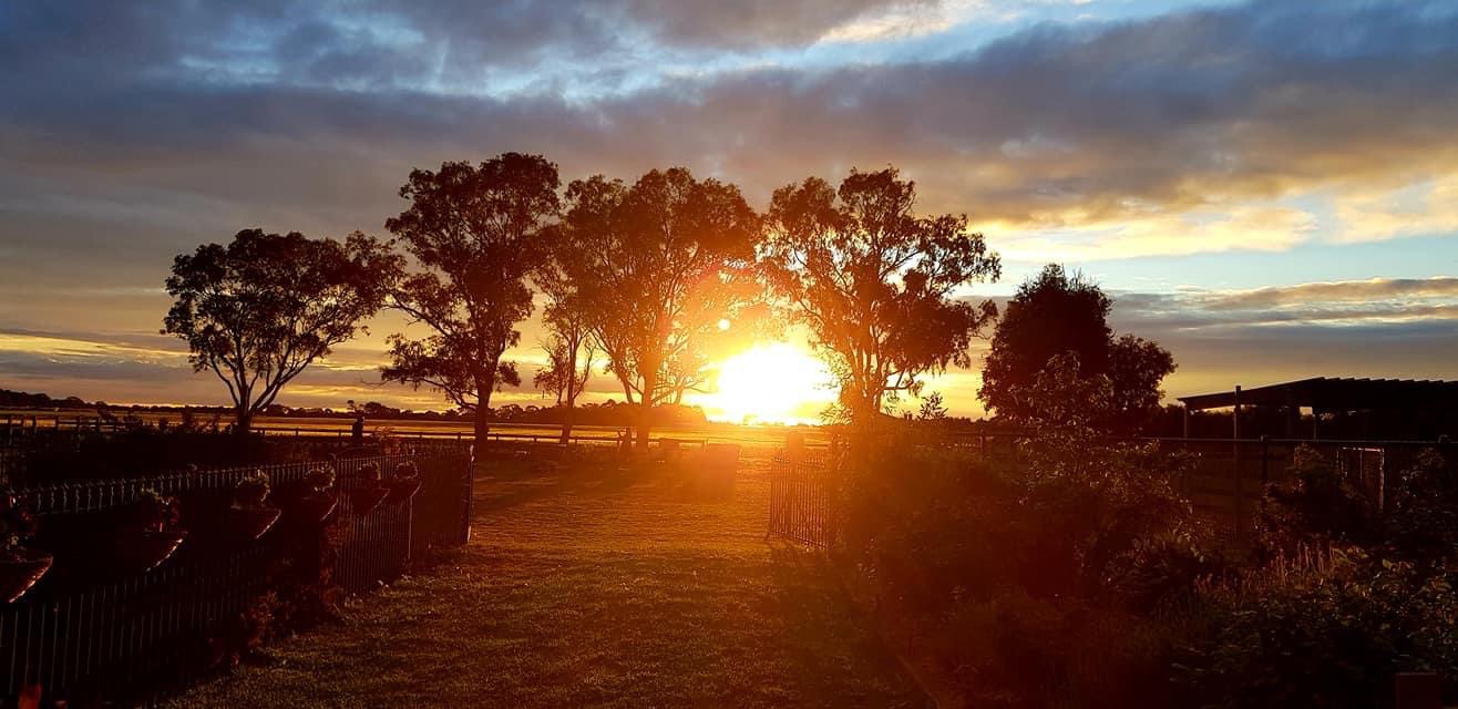 Redemption House Farm stays for Rent in Lewiston, South Australia