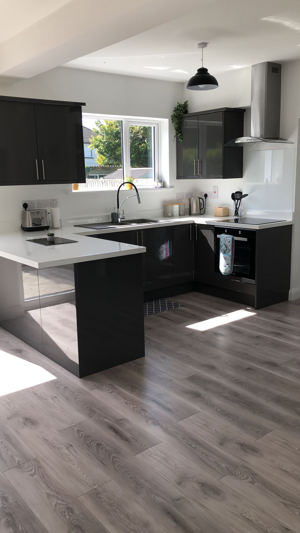 Cheerful 3 bedroom house in superb location
