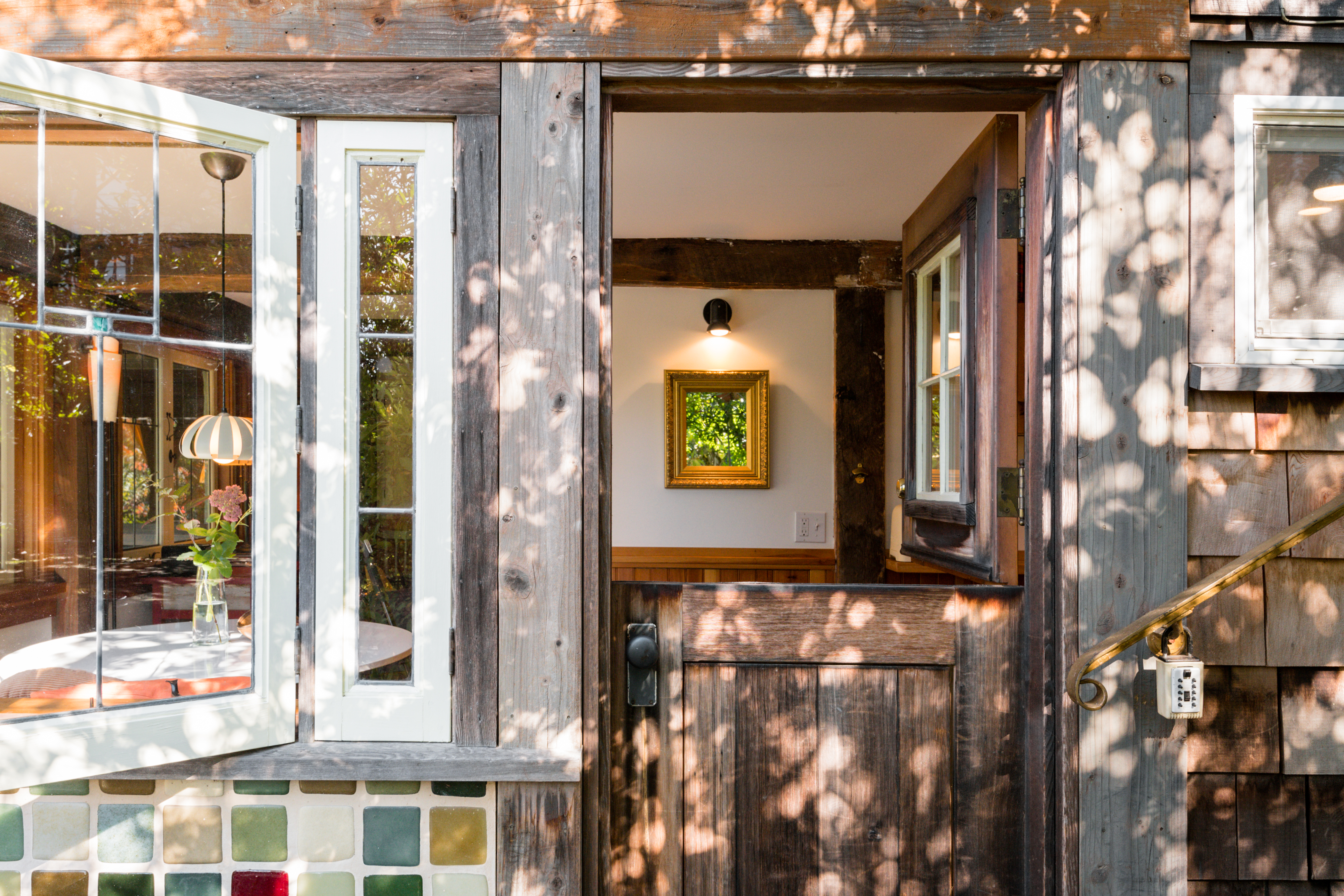Charming Secluded Guest Suite near Woodland Park