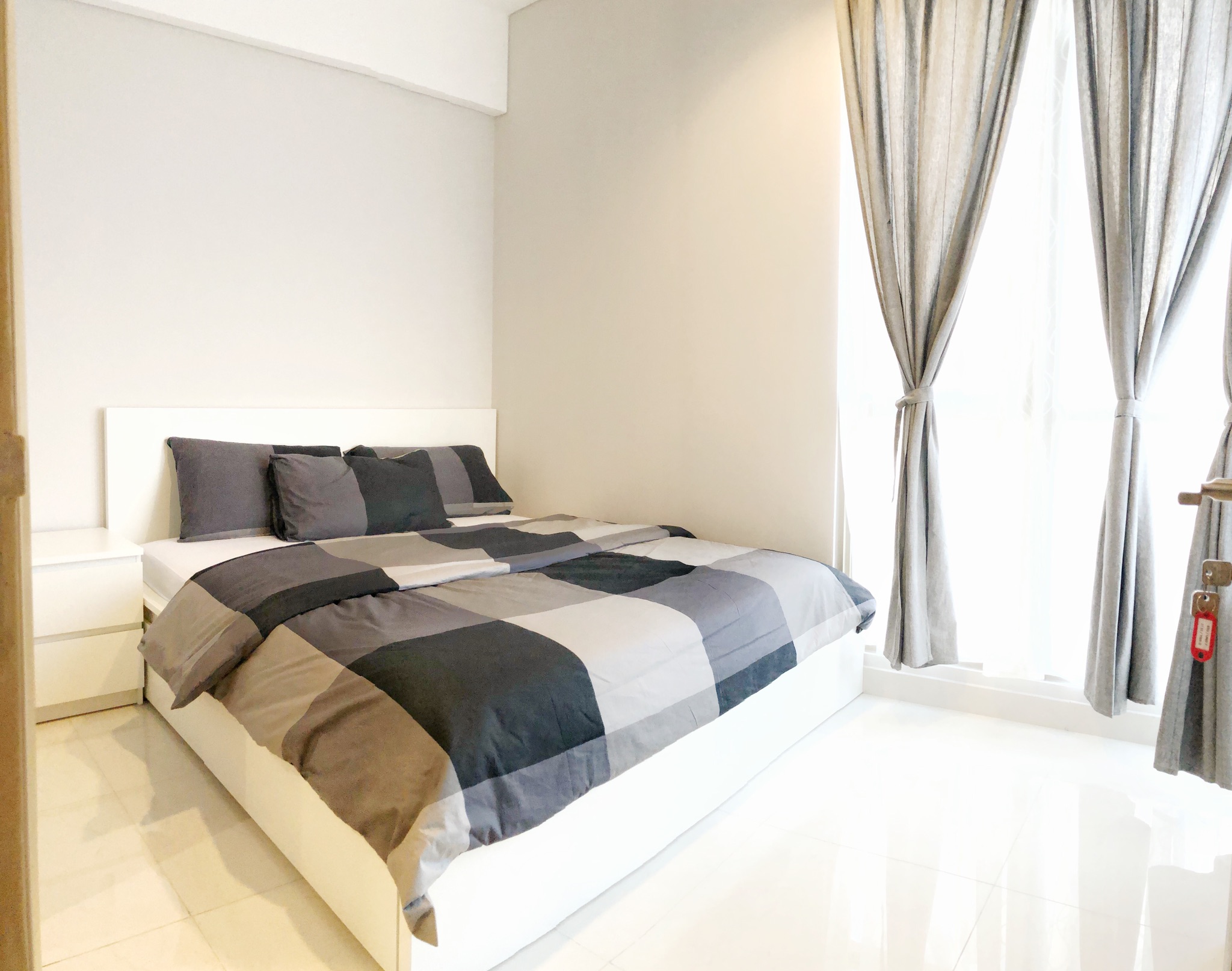 3BR Apartment with city view (min 6 months)