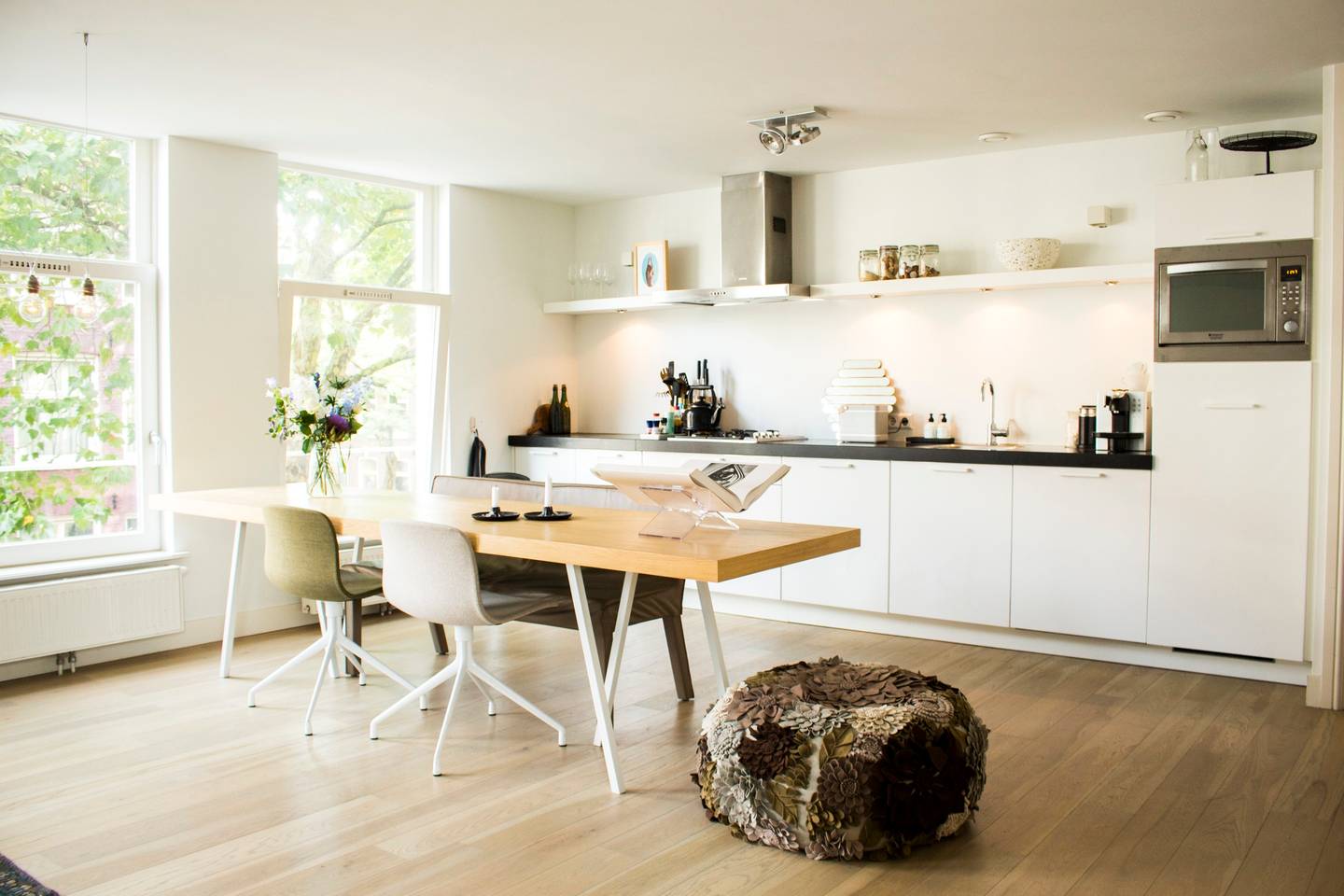 Spacious & modern apartment in trendy area | 2P — Amsterdam stay