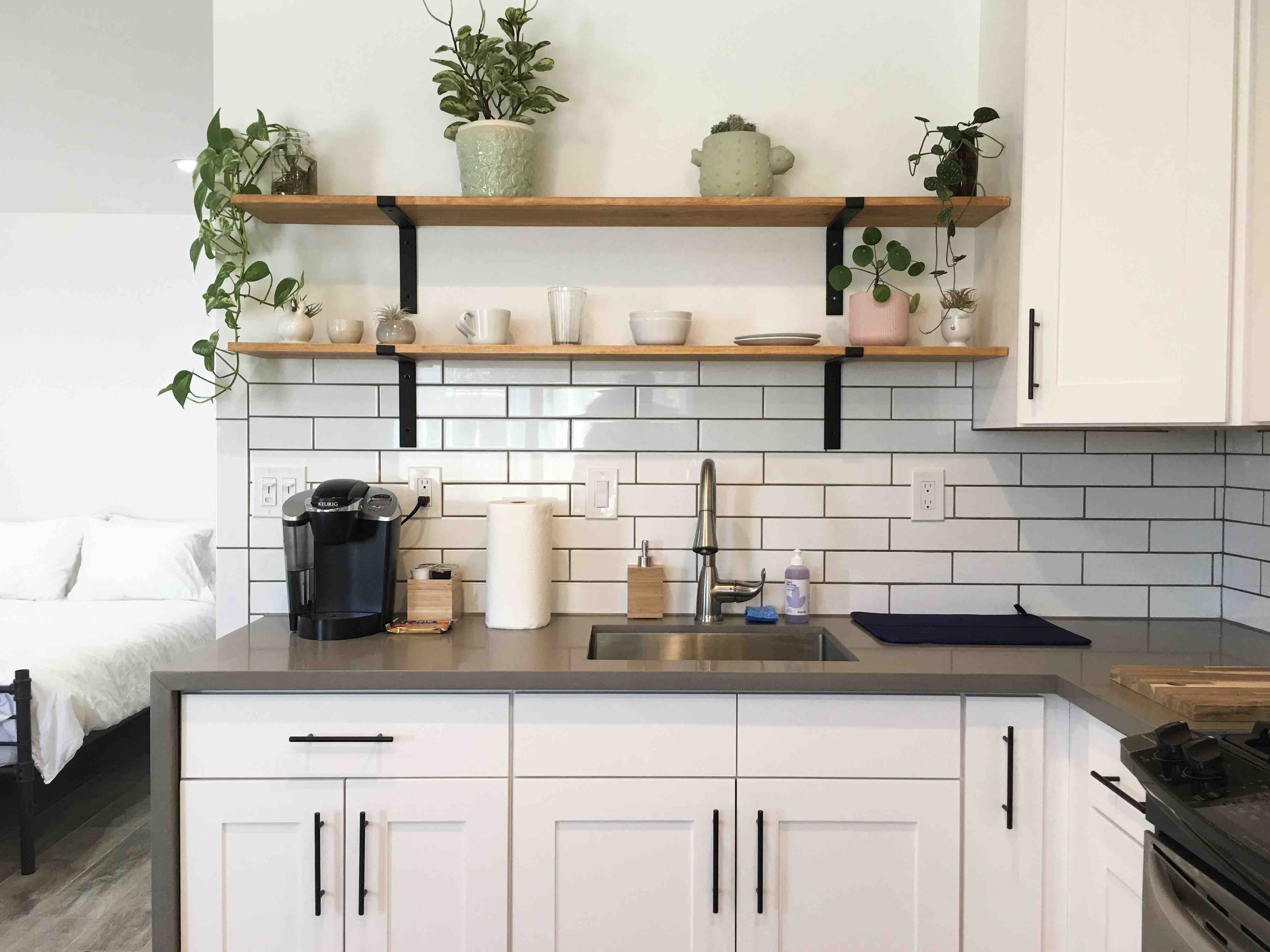 Modern Studio near LAX • SoFi • Beaches • Freeways