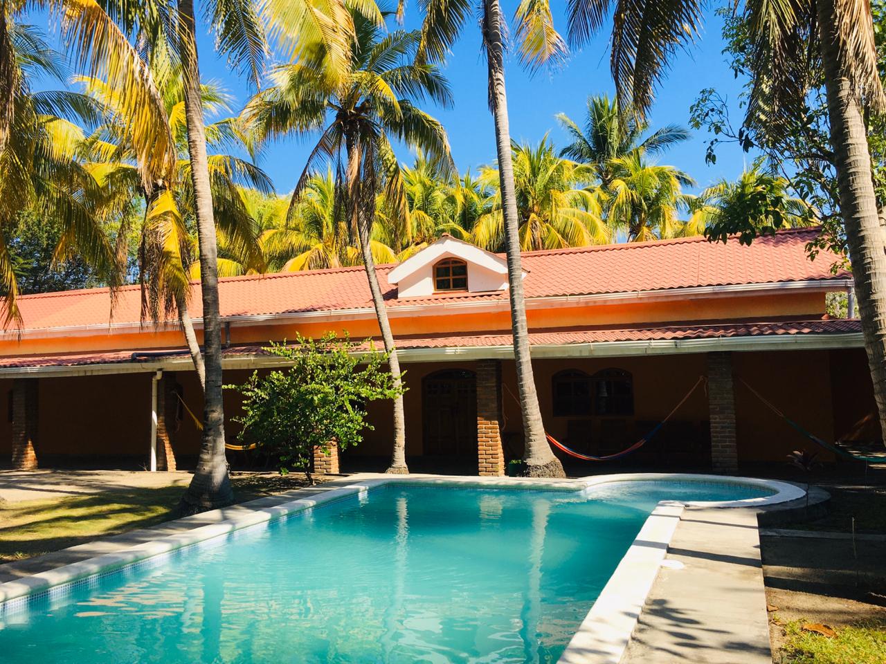 Rancho Romero, Playa San Diego. Casas en renta en Puerto La Libertad