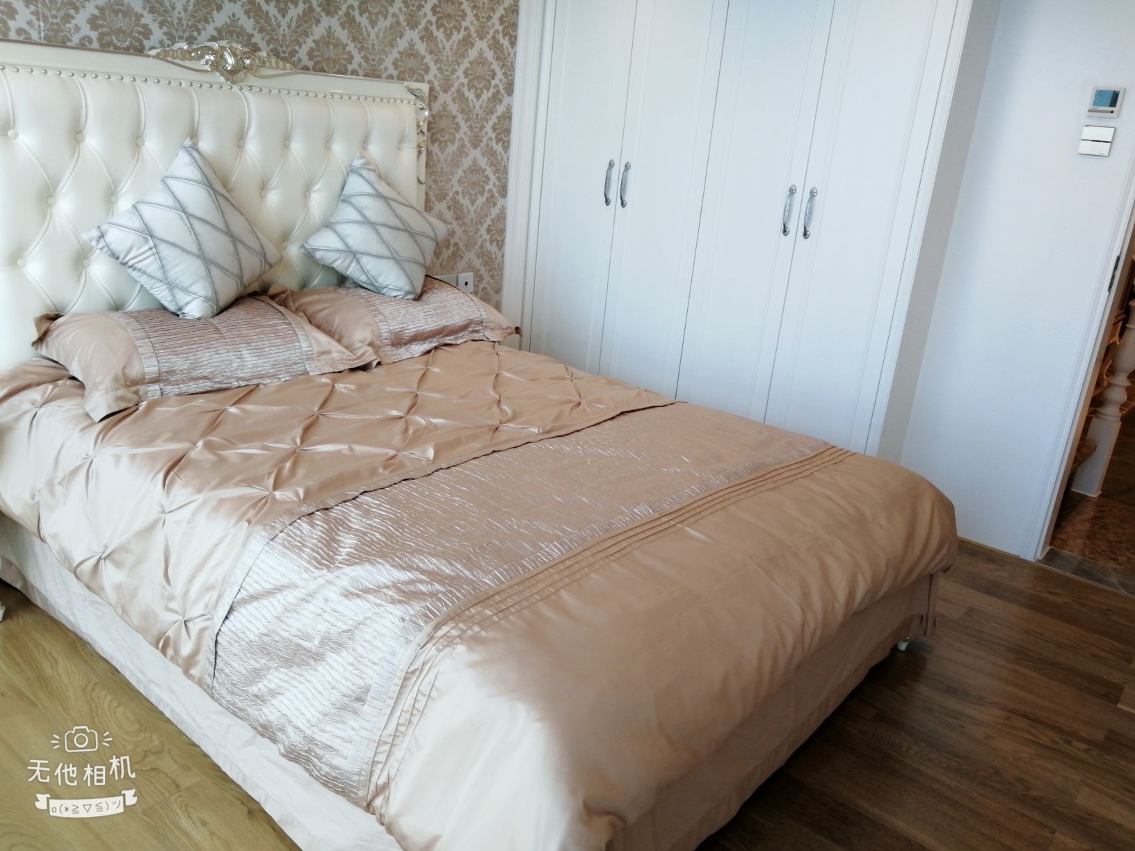 Airbnb爱彼迎 高端酒店公寓 罗湖宝安南路豪华装修 欧式风格床铺舒适 高层无敌景观 能看到深圳多数标致性建筑