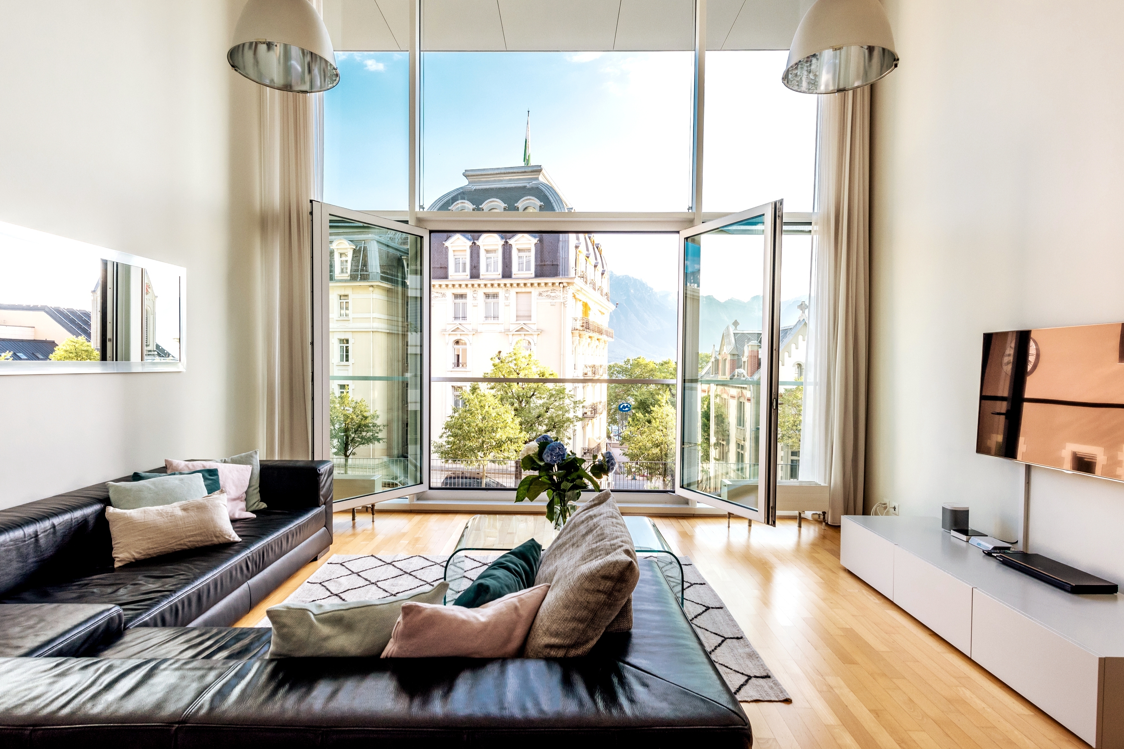 Montreuxstunning 2 Bedroom Apartment