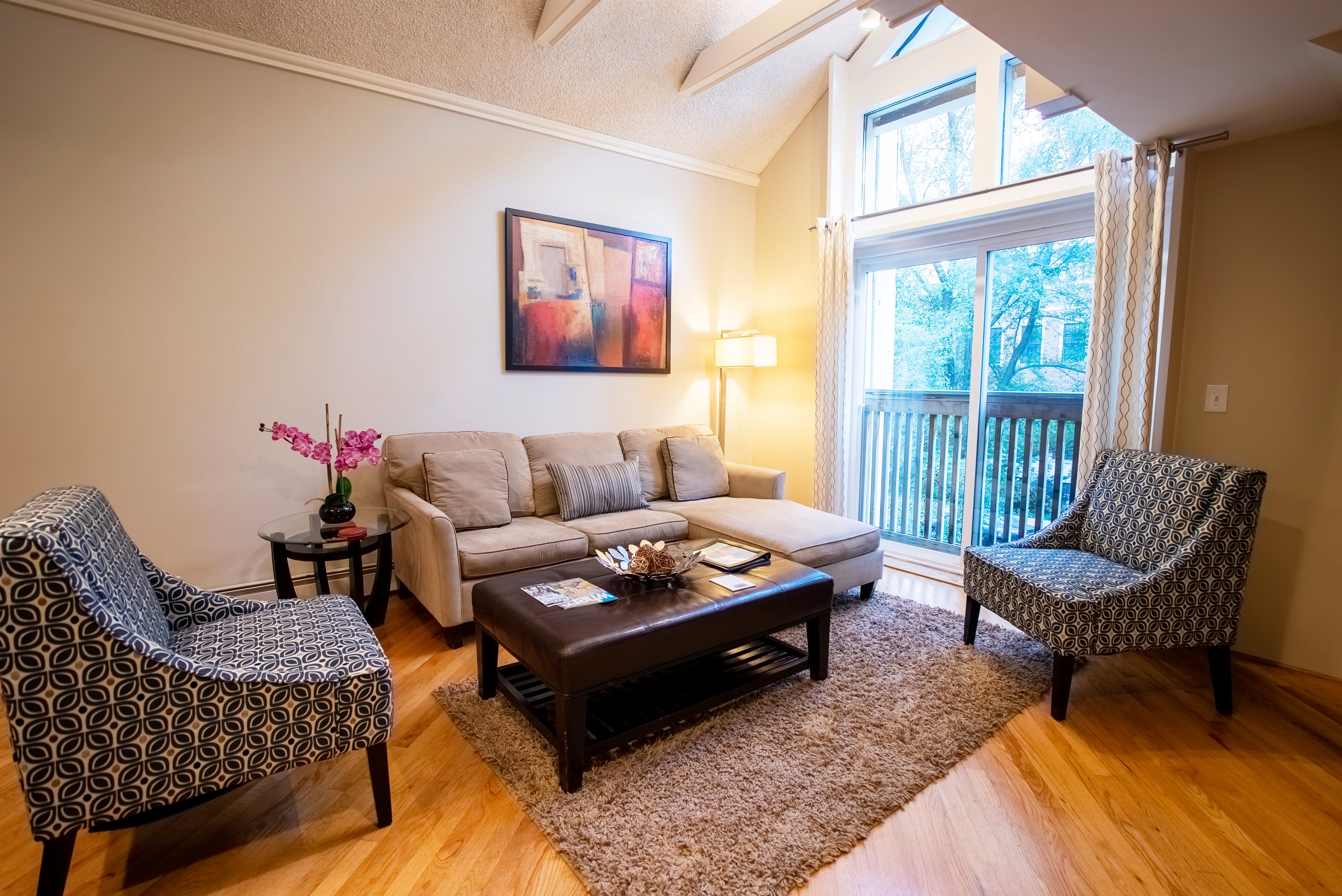 Lincoln Park 4BD/2BA Fireplace (2) in Lincoln Park, Chicago