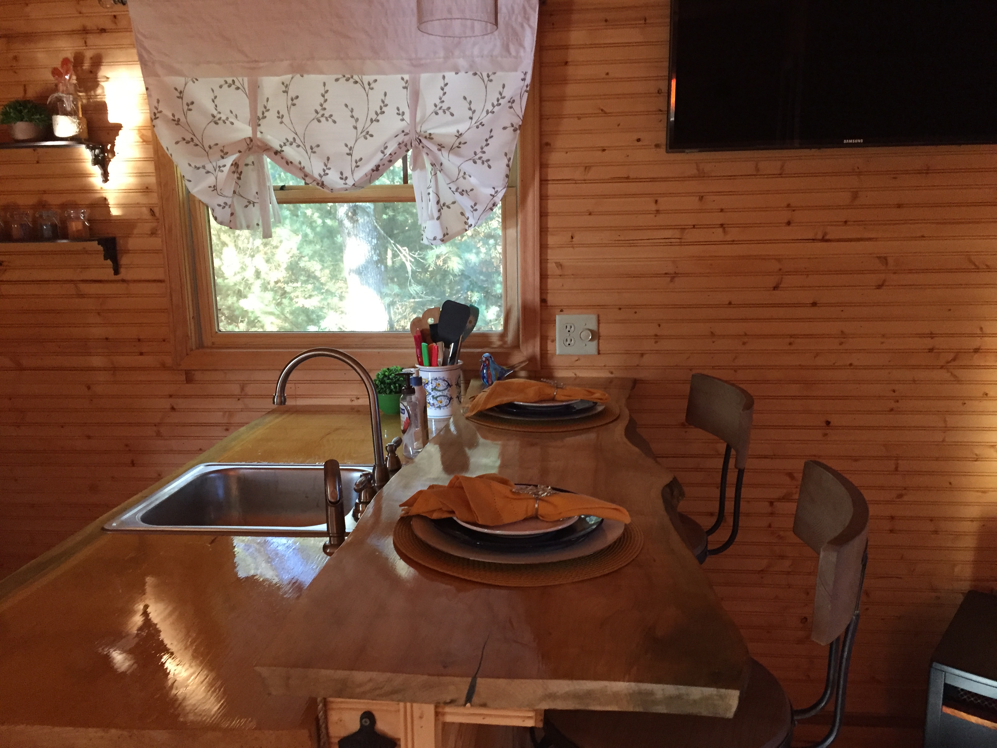 Serenity Now Treehouse Treehouses for Rent in Whitehall, Michigan