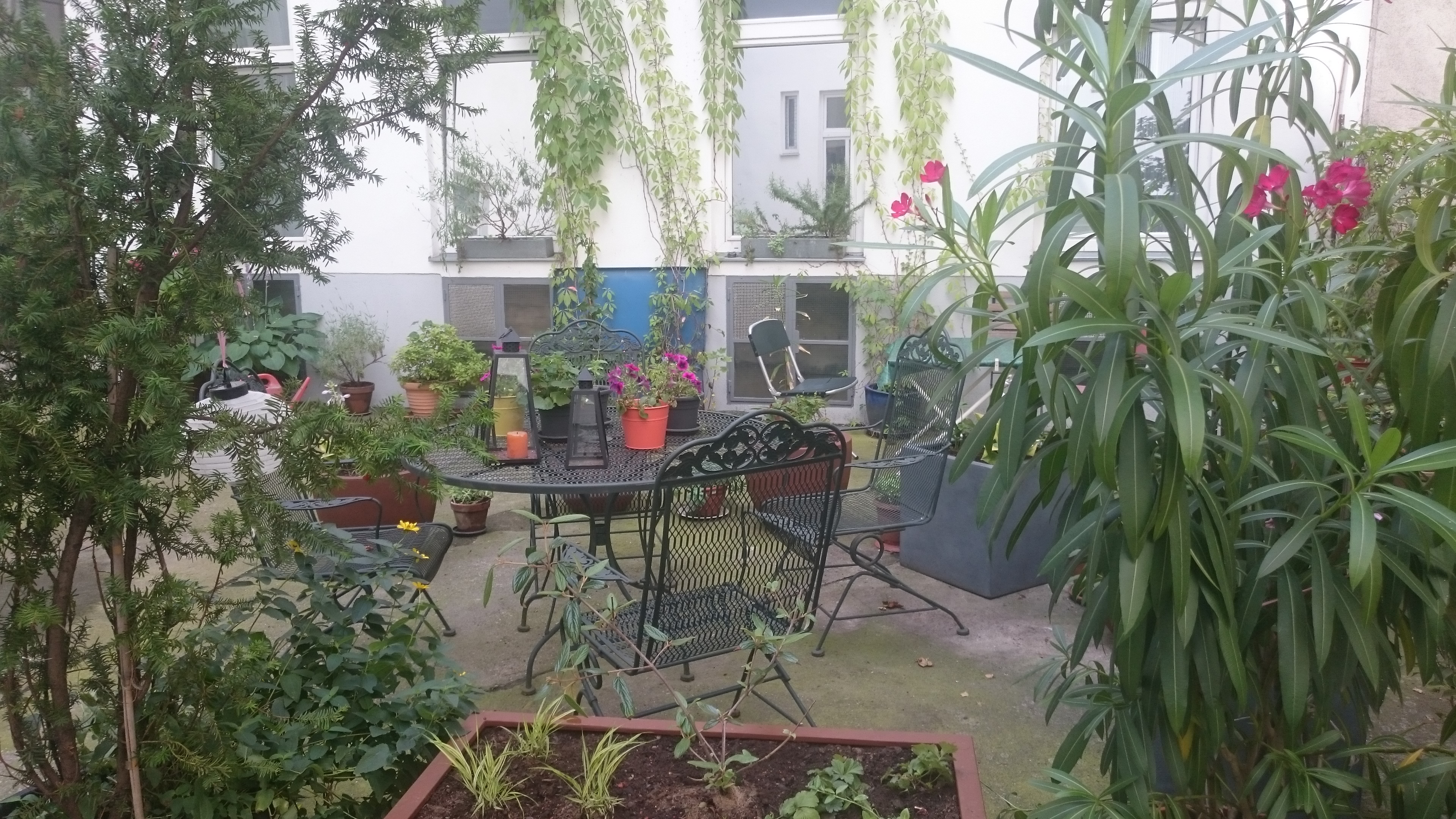 central cityapartement- wifi- nice neighbourhood