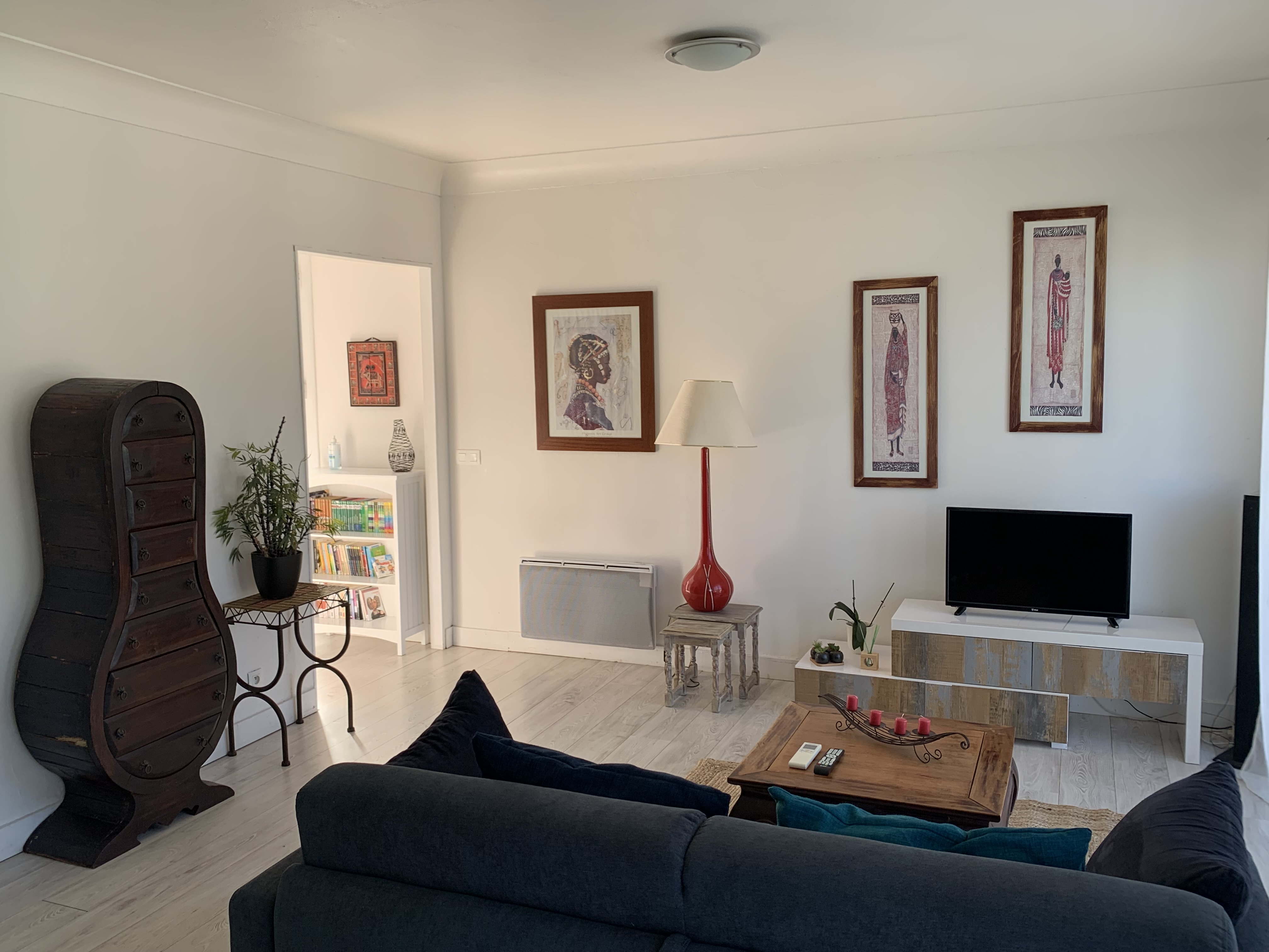 Stunning air-conditioned apartment with free parking