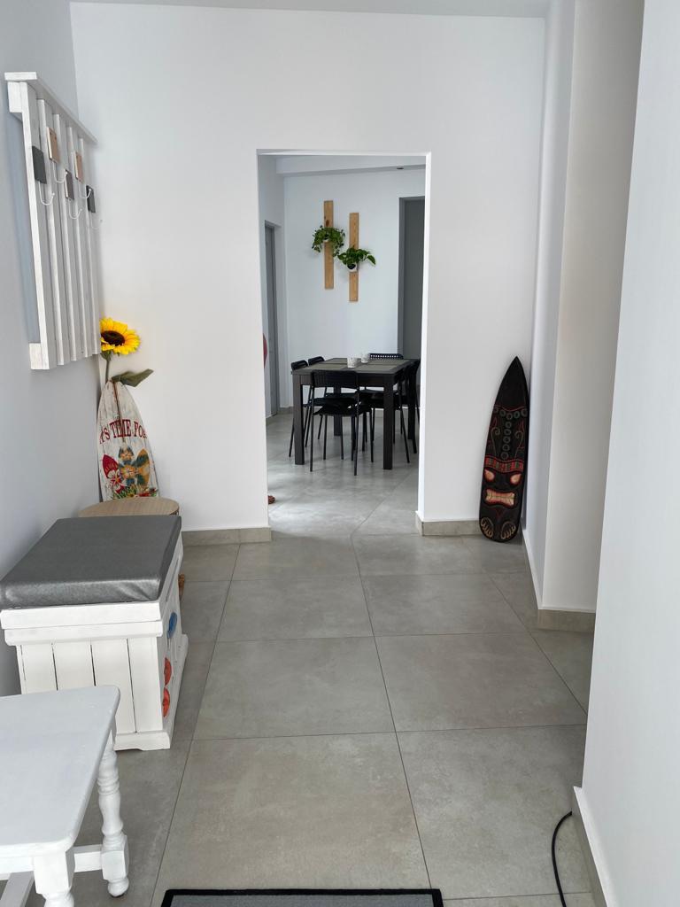 NEW HOUSE WITH PATIO AND GARAGE 5 MIN FROM THE BEACH