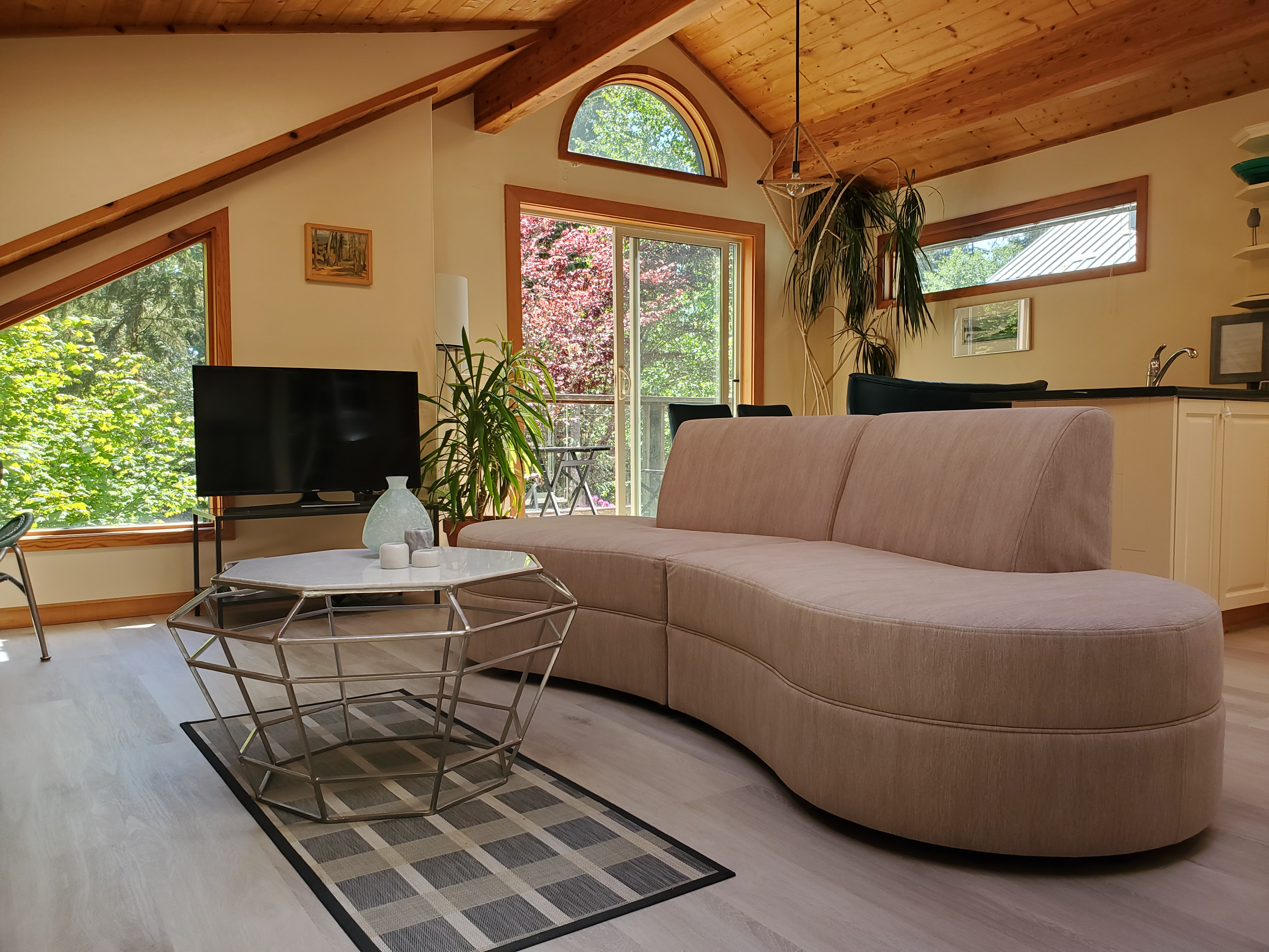 The Crow's Nest Suite