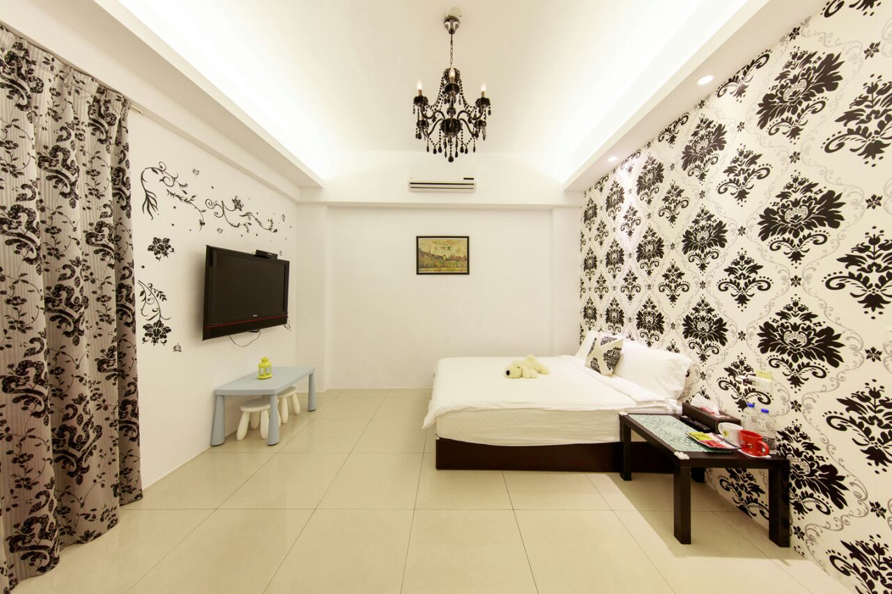 Home Rudong Night Market Fashion Black & White Double Room 1 min walk Night Market 5 min walk