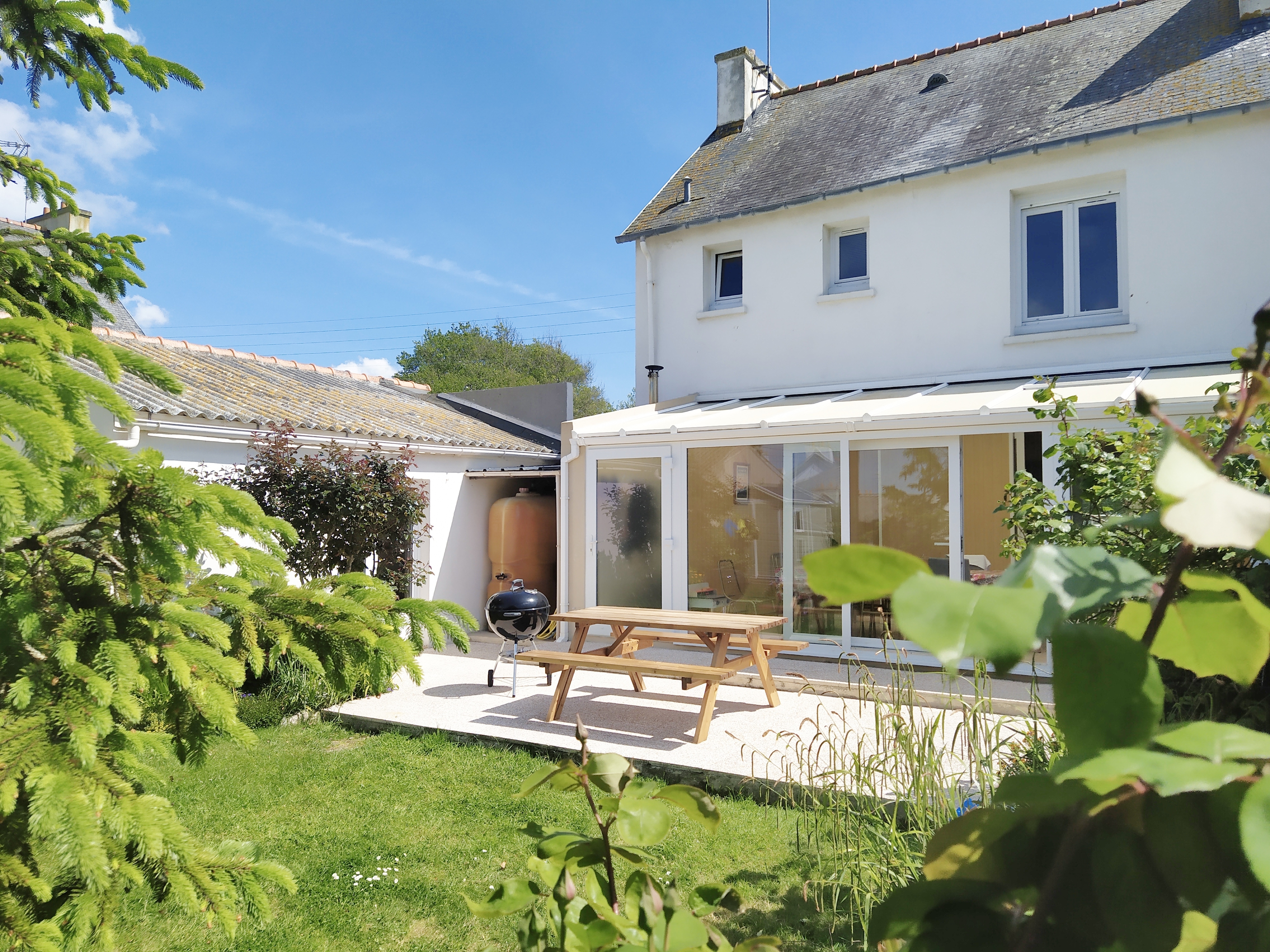 3 bedroom holiday home - close to beach