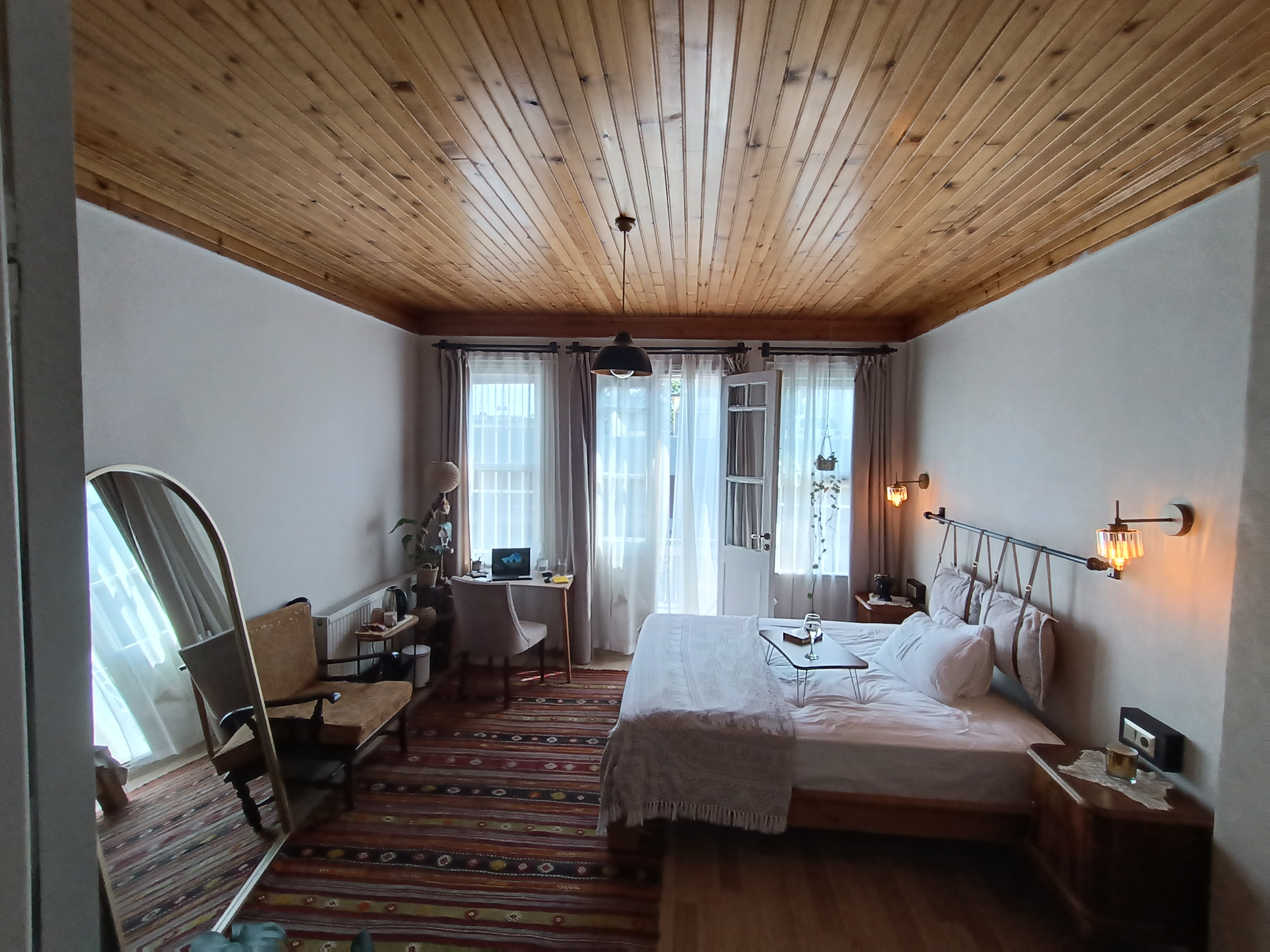 Kalfa Palace -Room 5- Monstera's Room