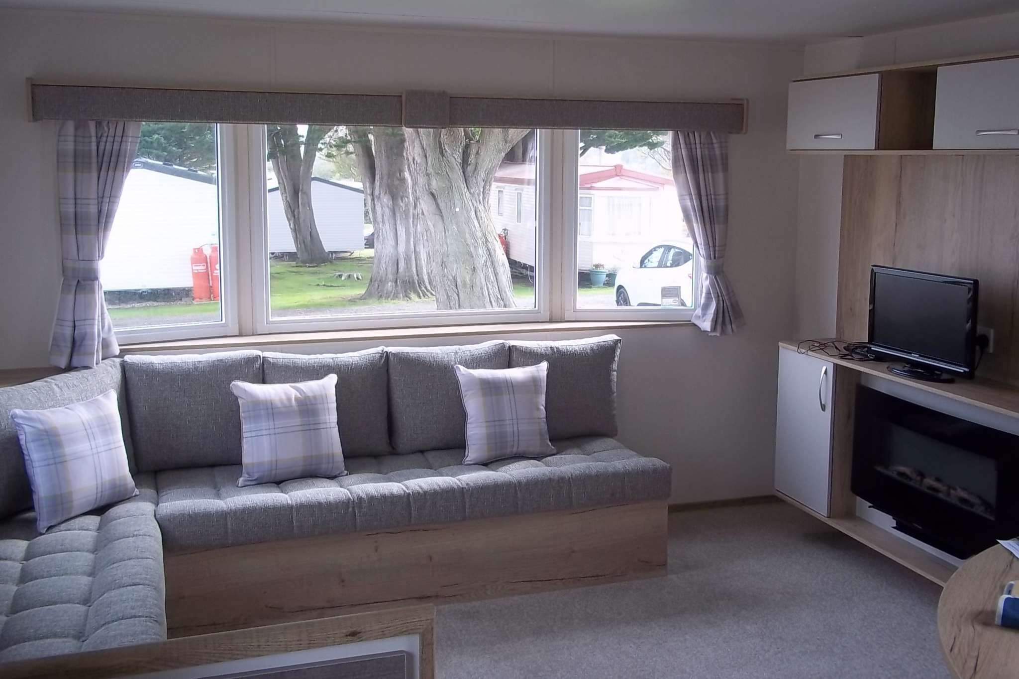 Get A Wey A Static Caravan At Haven Weymouth Bay Tiny Houses For Rent In Dorset England United Kingdom Get A Wey A Static Caravan At Haven Weymouth Bay Tiny Houses For Rent In Dorset England United Kingdom