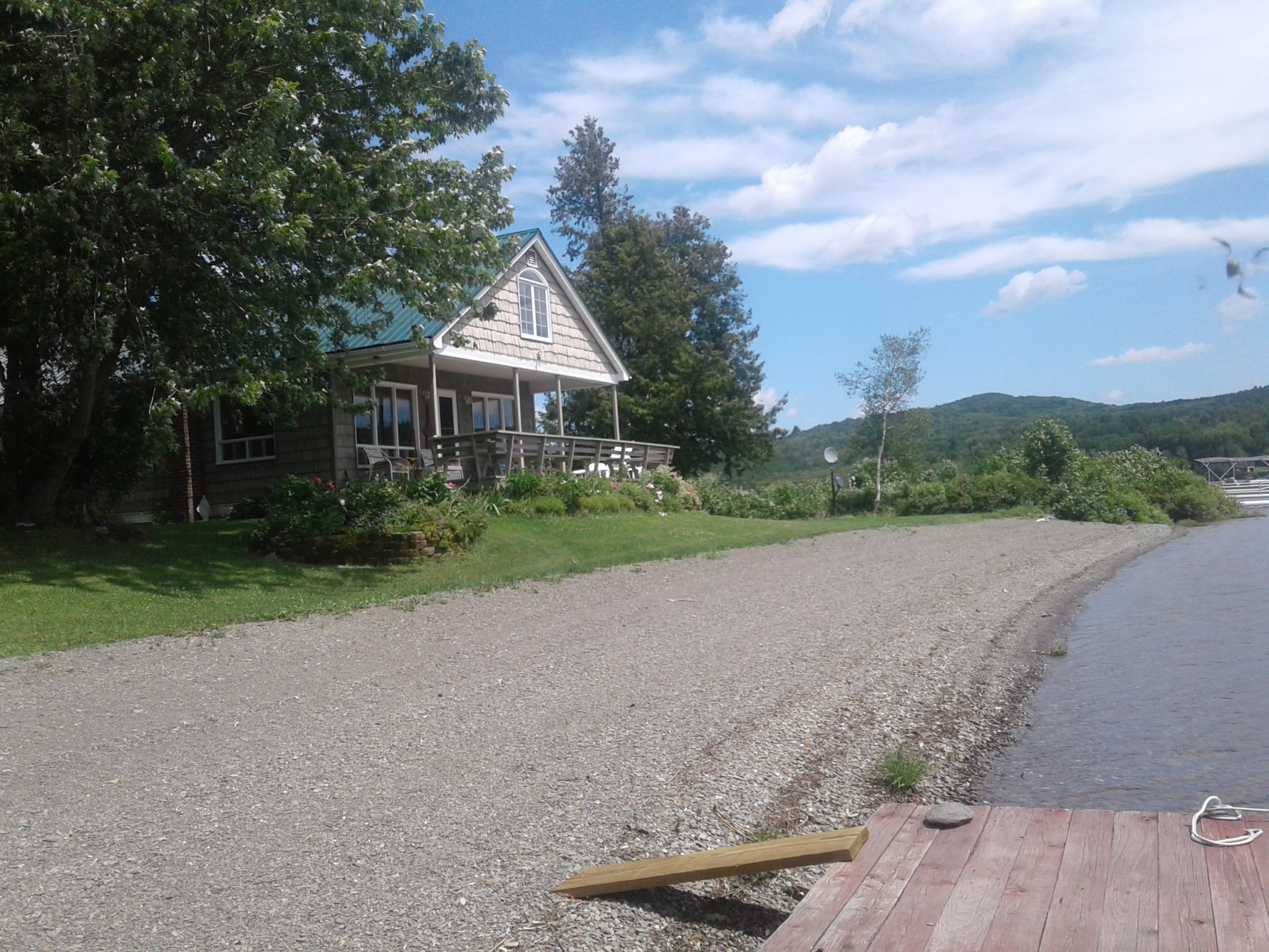 The premier listing in New England Cottages for Rent in Eagle Lake