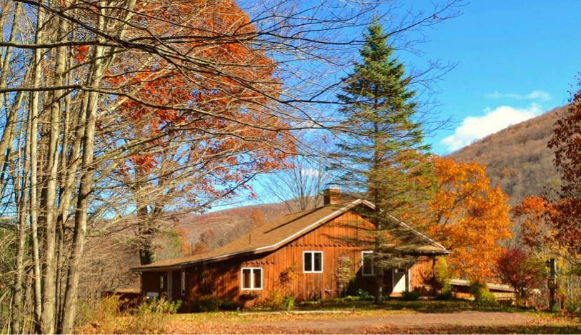 Blackberry Lodge at WoodPecker Hollow