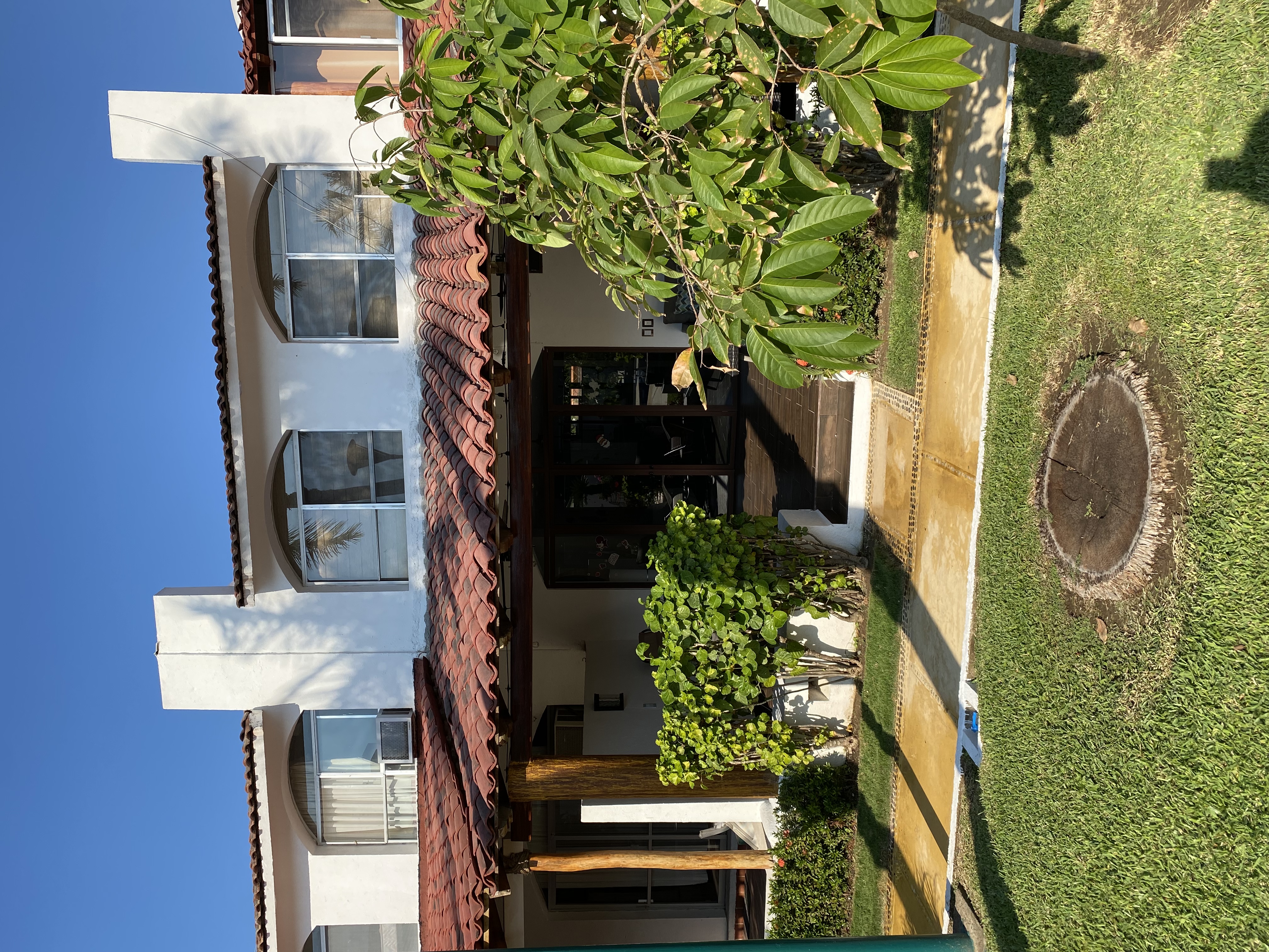 Linda newly remodeled villa close to La Playa